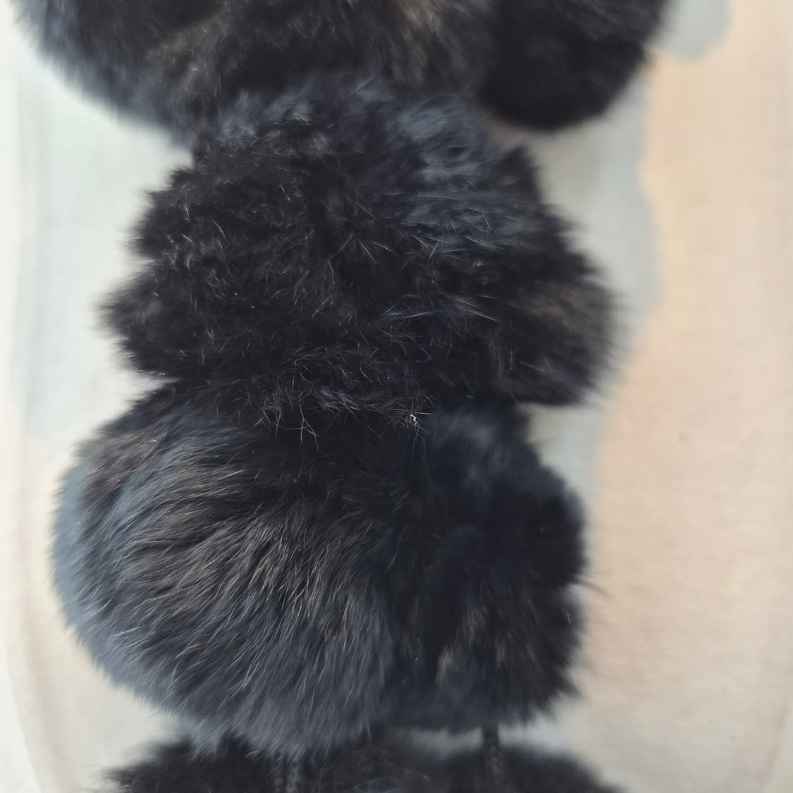 블랙 리얼 렉스 토끼퍼 폼폼 머플러 상품이미지5