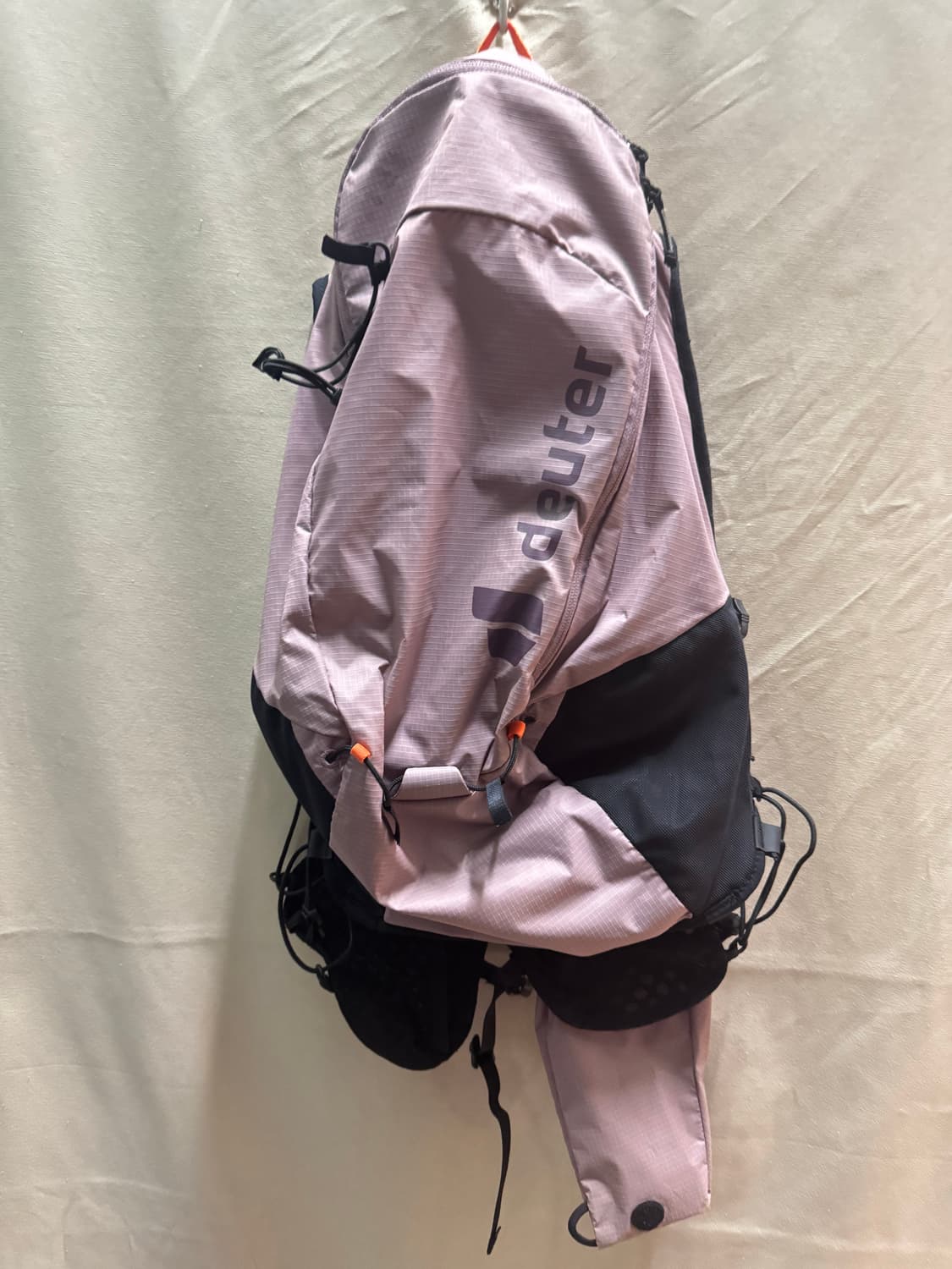 도이터 어센더 13 러닝 백팩 처분  상품이미지1