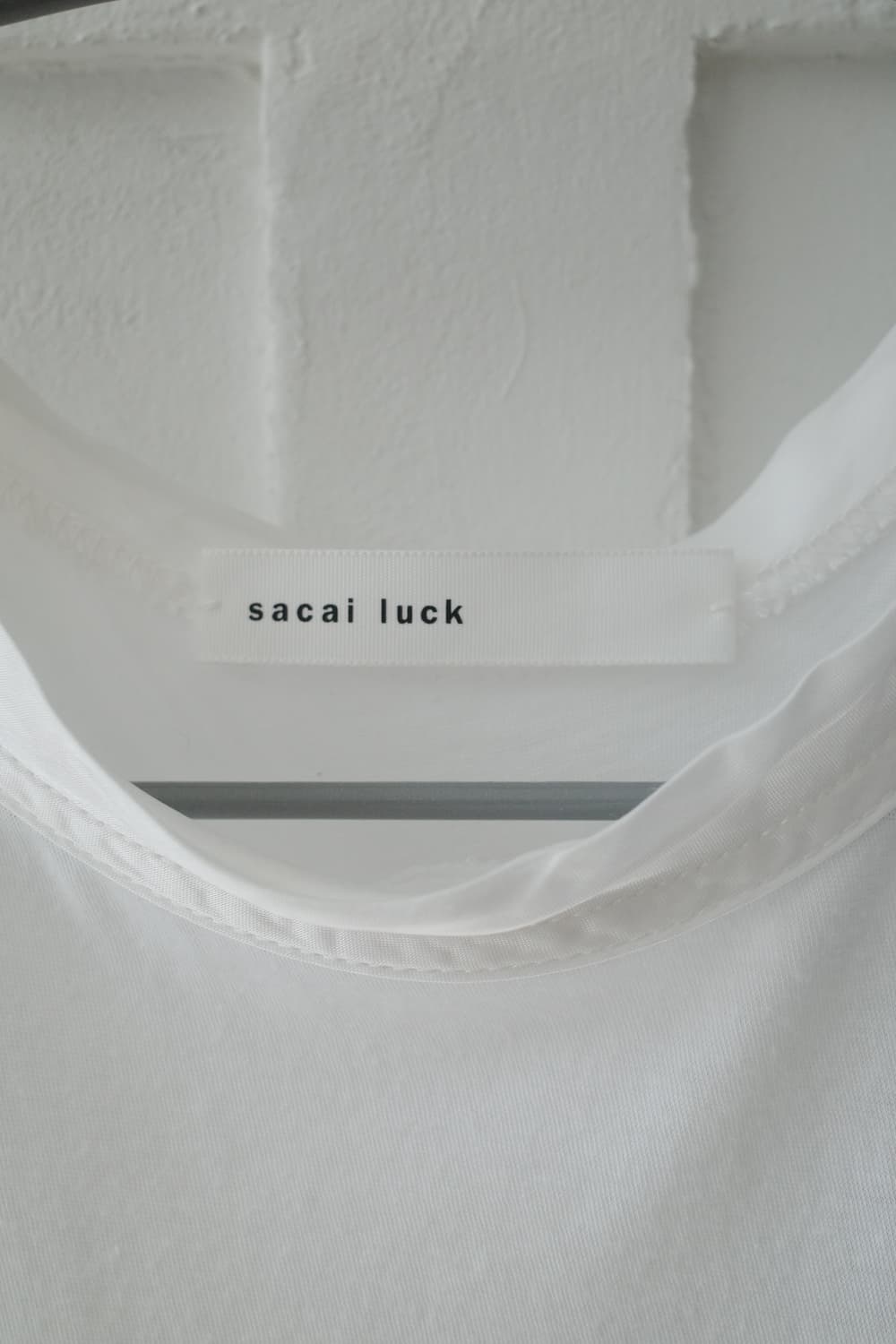 [Sacai luck] 백 셔링 티셔츠 상품이미지4