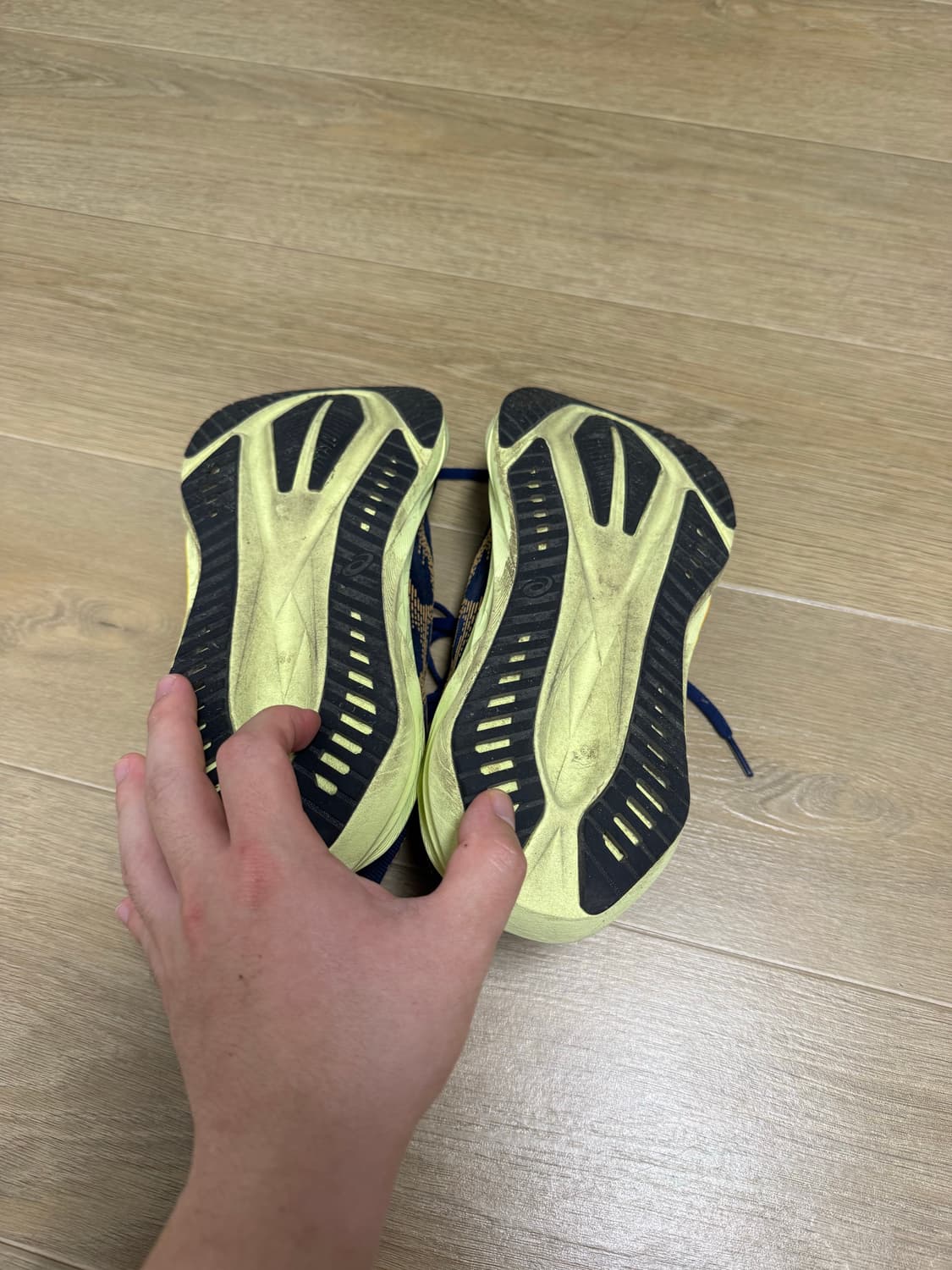 아식스 노바블라스트5 260 상품이미지2