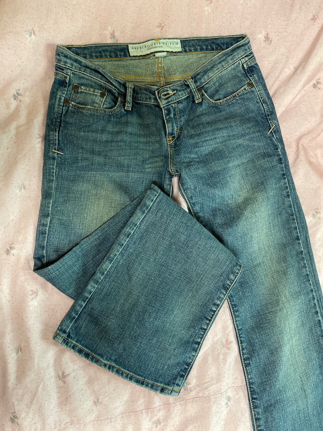 아베크롬비 로우라이즈 부츠컷데님 상품이미지2