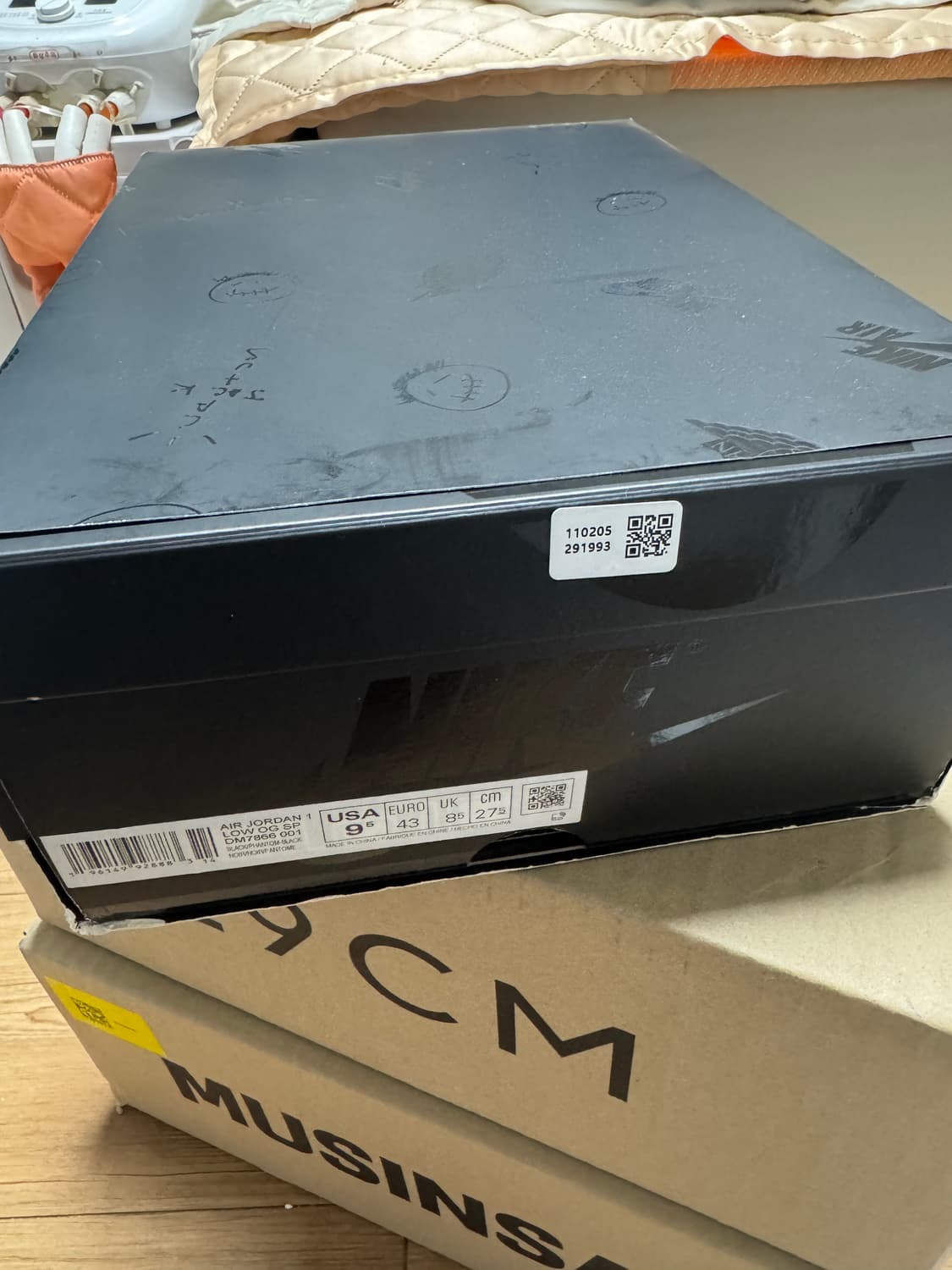 스캇 조던1 블랙팬텀 상품이미지5