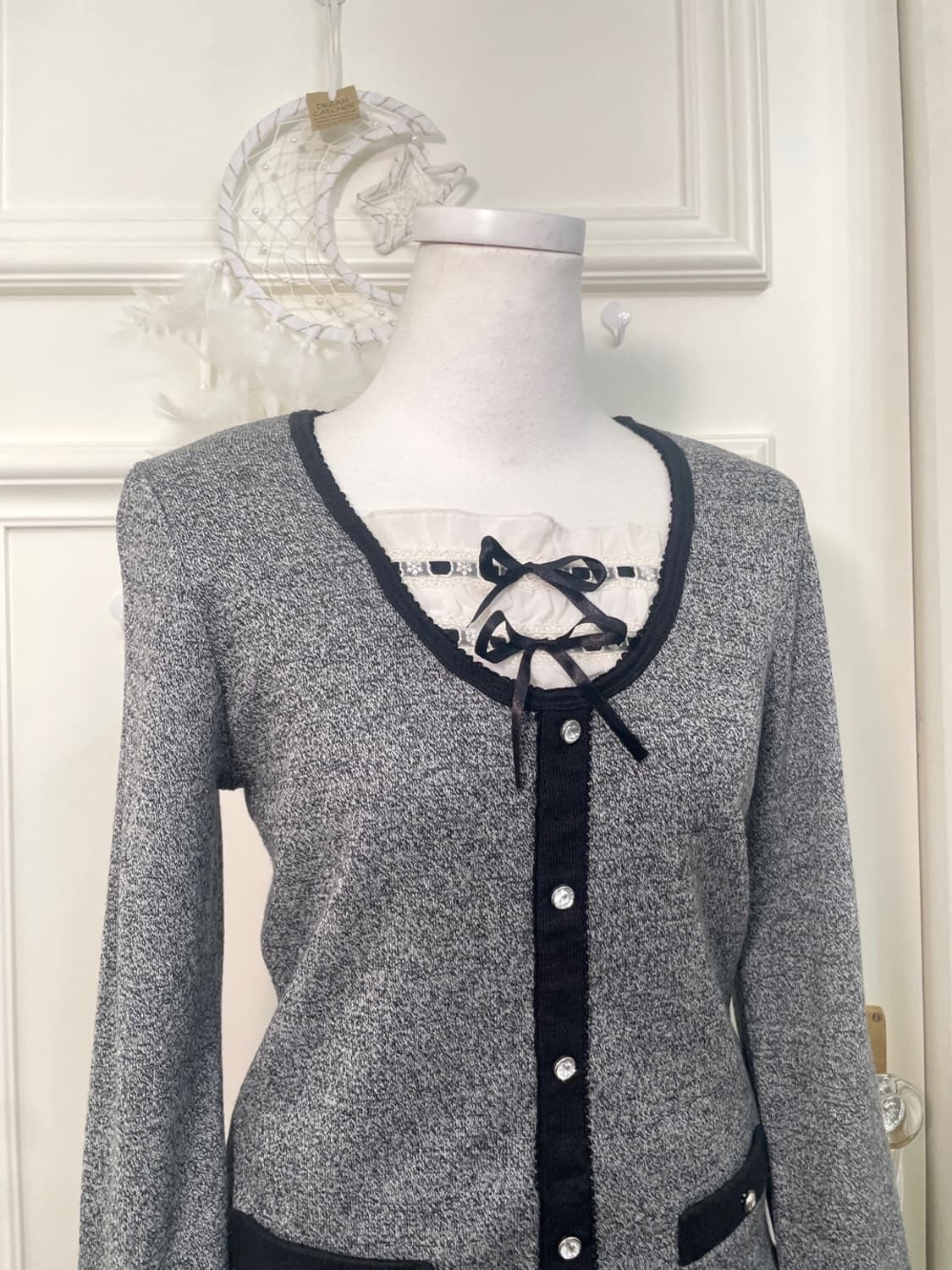 charcoal bow point cubic button knit top 상품이미지6