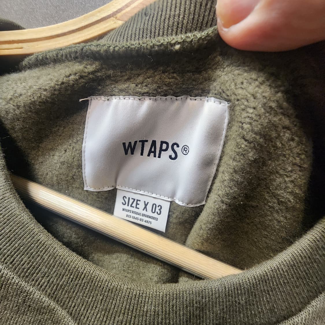 더블탭스 wtaps 스웻 맨투맨 올리브 상품이미지3