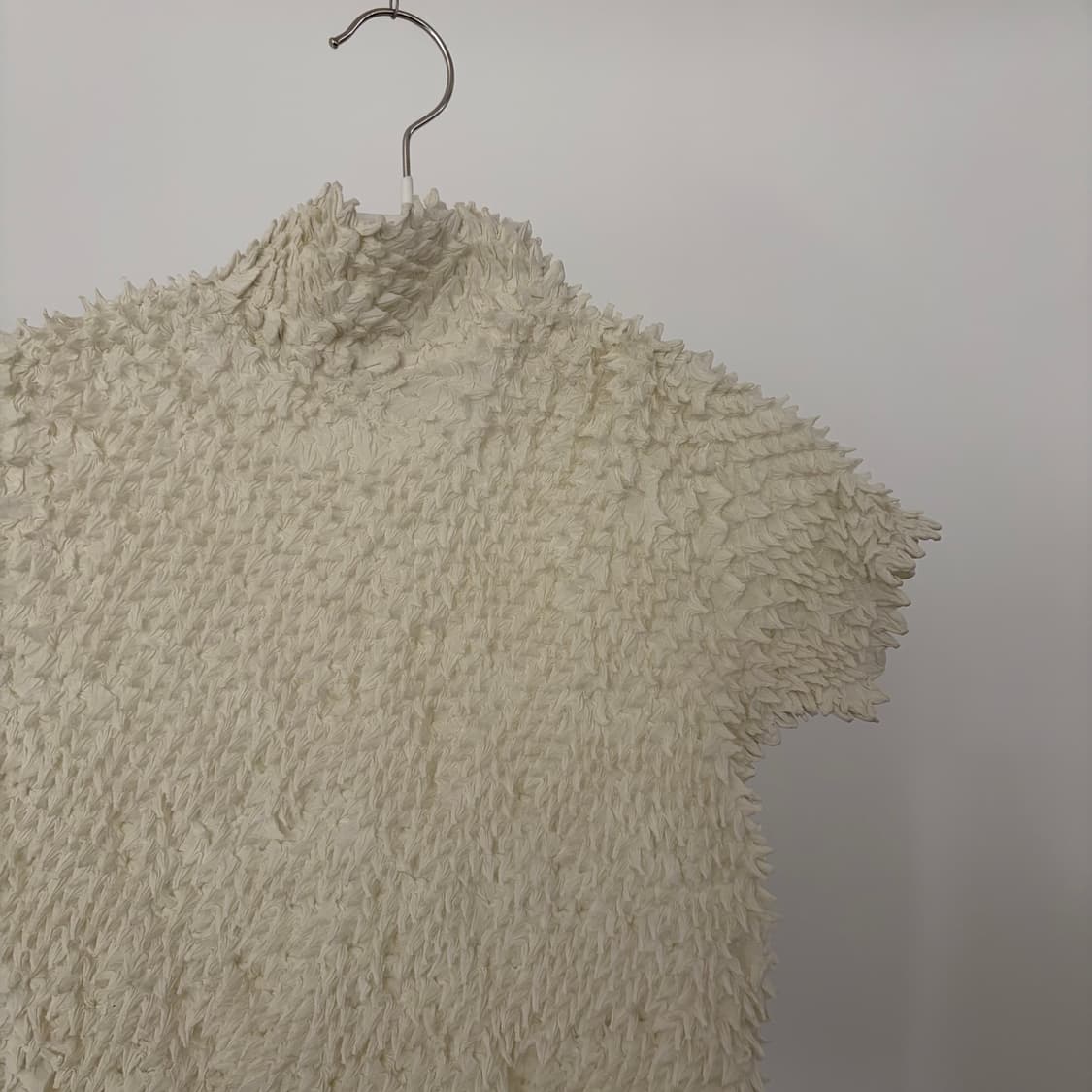 Needle Fringe Mock Top 상품이미지3