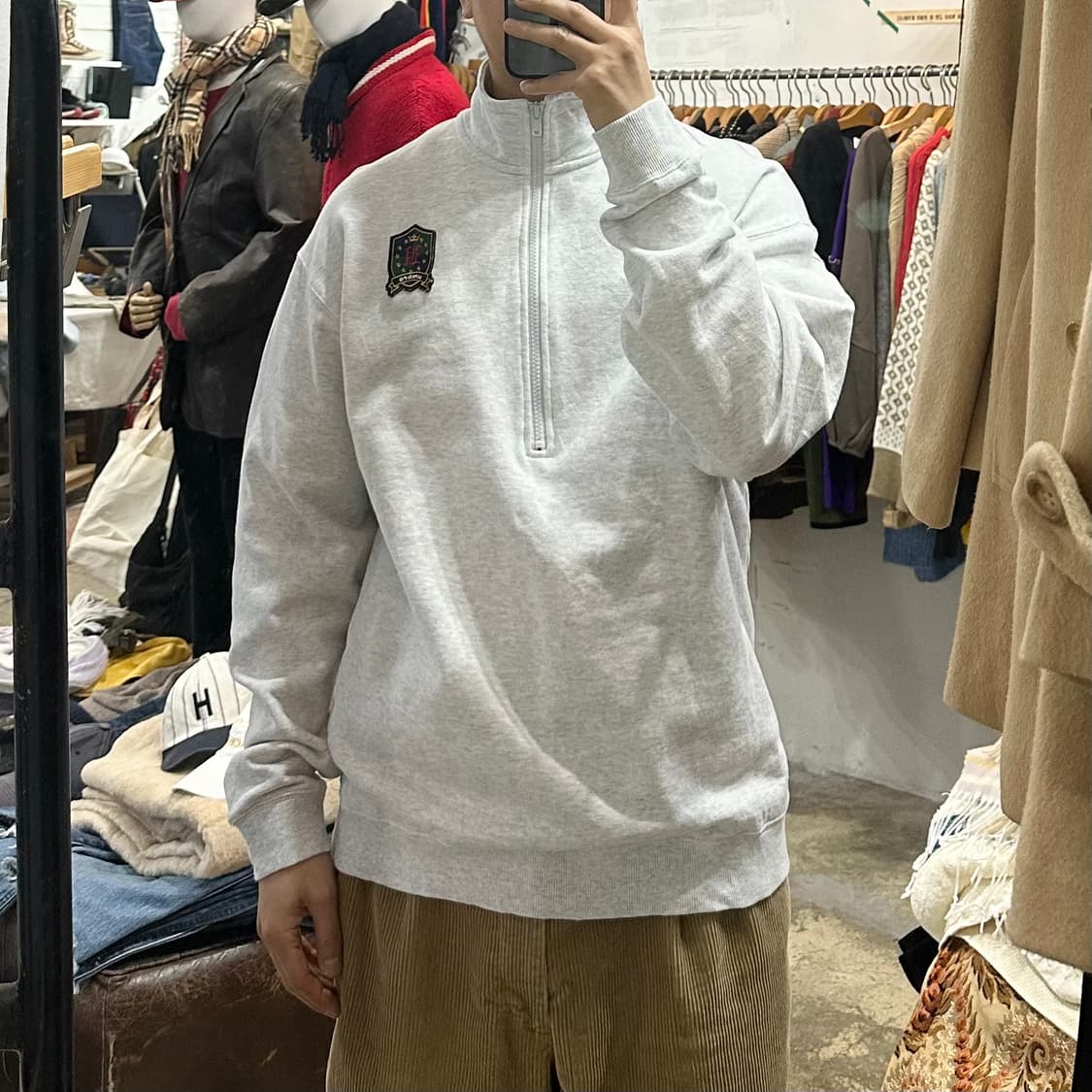 (착용컷) UMBRO 하프 집업 스웻 셔츠 (남성용 103) 상품이미지3