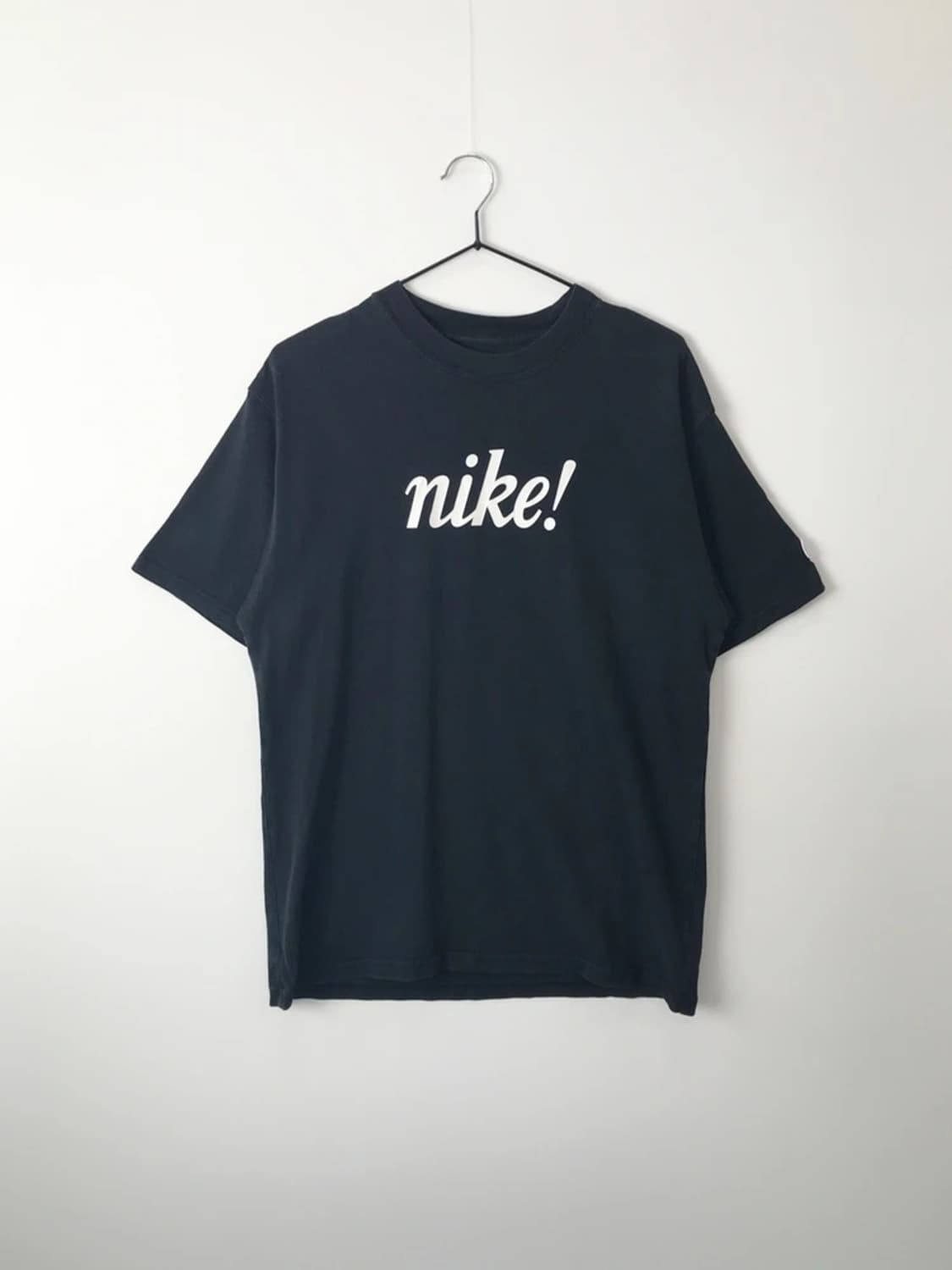 Nike Black Logo Patch Tee 상품이미지4