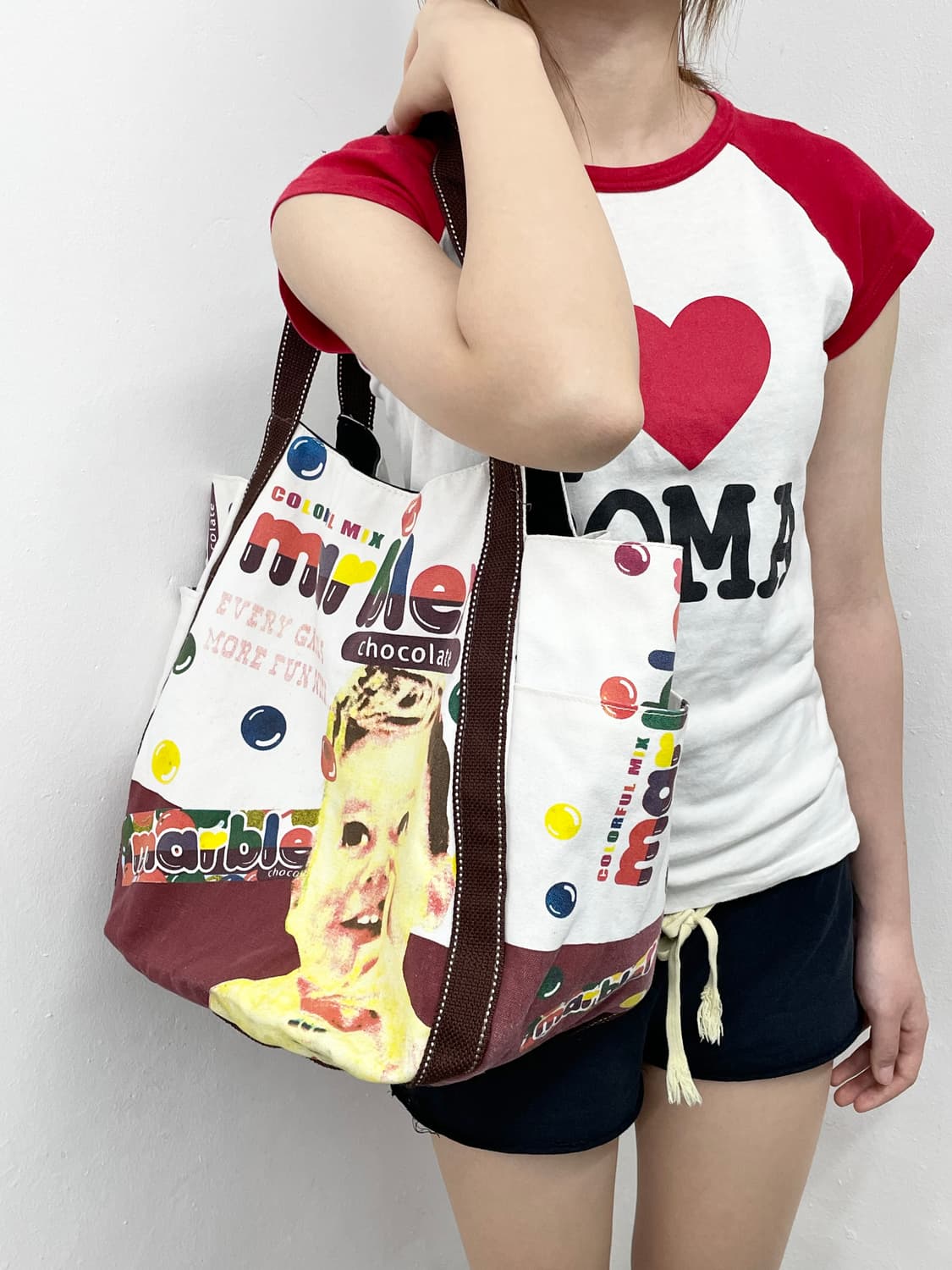 모리키치 초콜릿 일러스트 숄더백🍫🍩 상품이미지9
