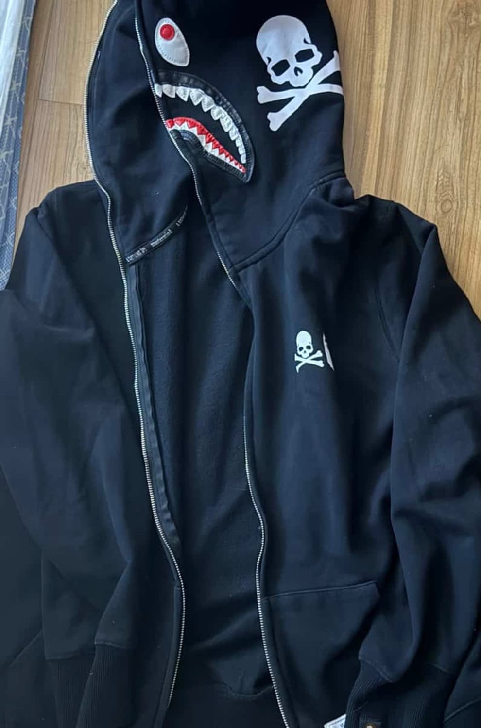 베이프 샤크후드 상품이미지1