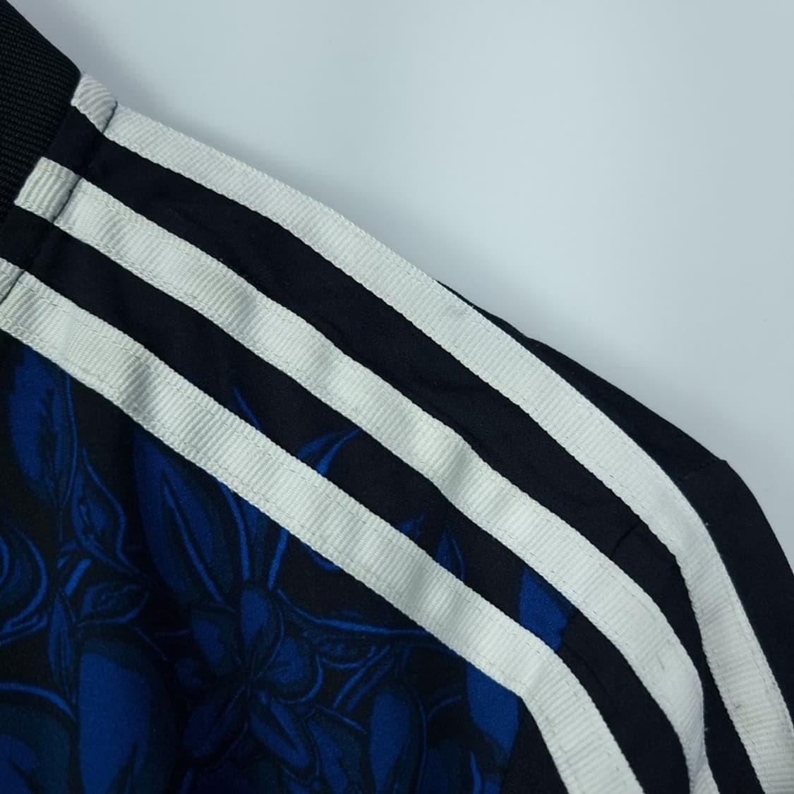 [아디다스] 플로랄 패턴 슈퍼스타 져지 트랙탑 집업 자켓 M18068 상품이미지9