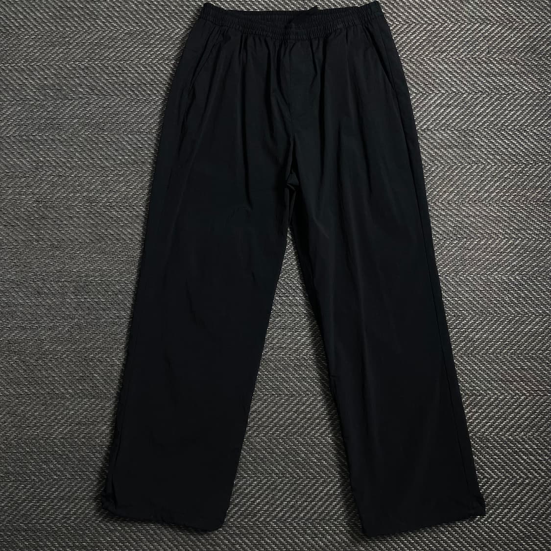 뉴에라 나일론 와이드핏 블랙 우븐 트랙 팬츠y 4368 상품이미지2