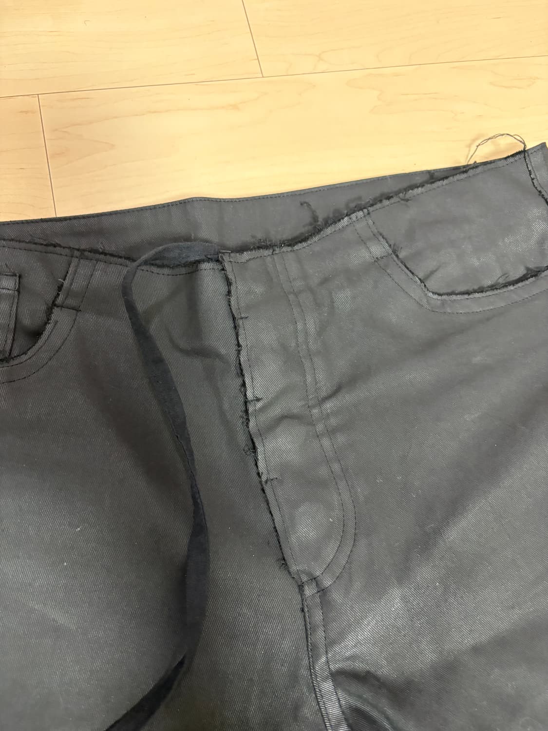 가브리엘라 콜 가먼츠 샵아모멘토 코팅팬치 상품이미지3