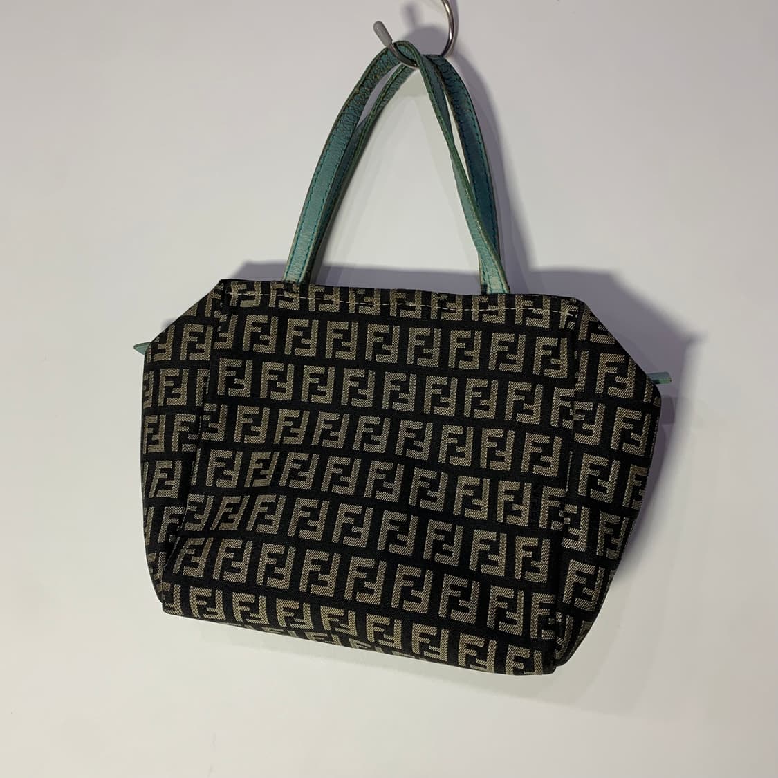 펜디 FF 로고 캔버스백 상품이미지1