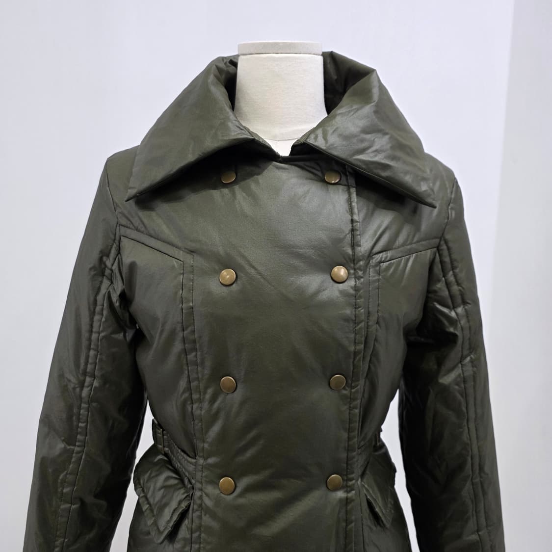 콤파니아 이탈리아니 카키 더블 버튼 패딩 상품이미지4