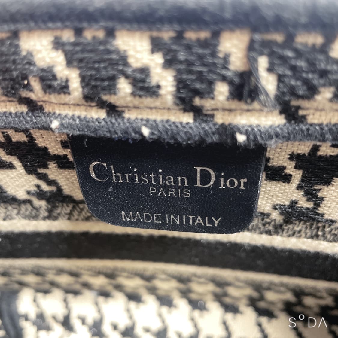 디올 하운드투스 북토트 미니 토트백 상품이미지6