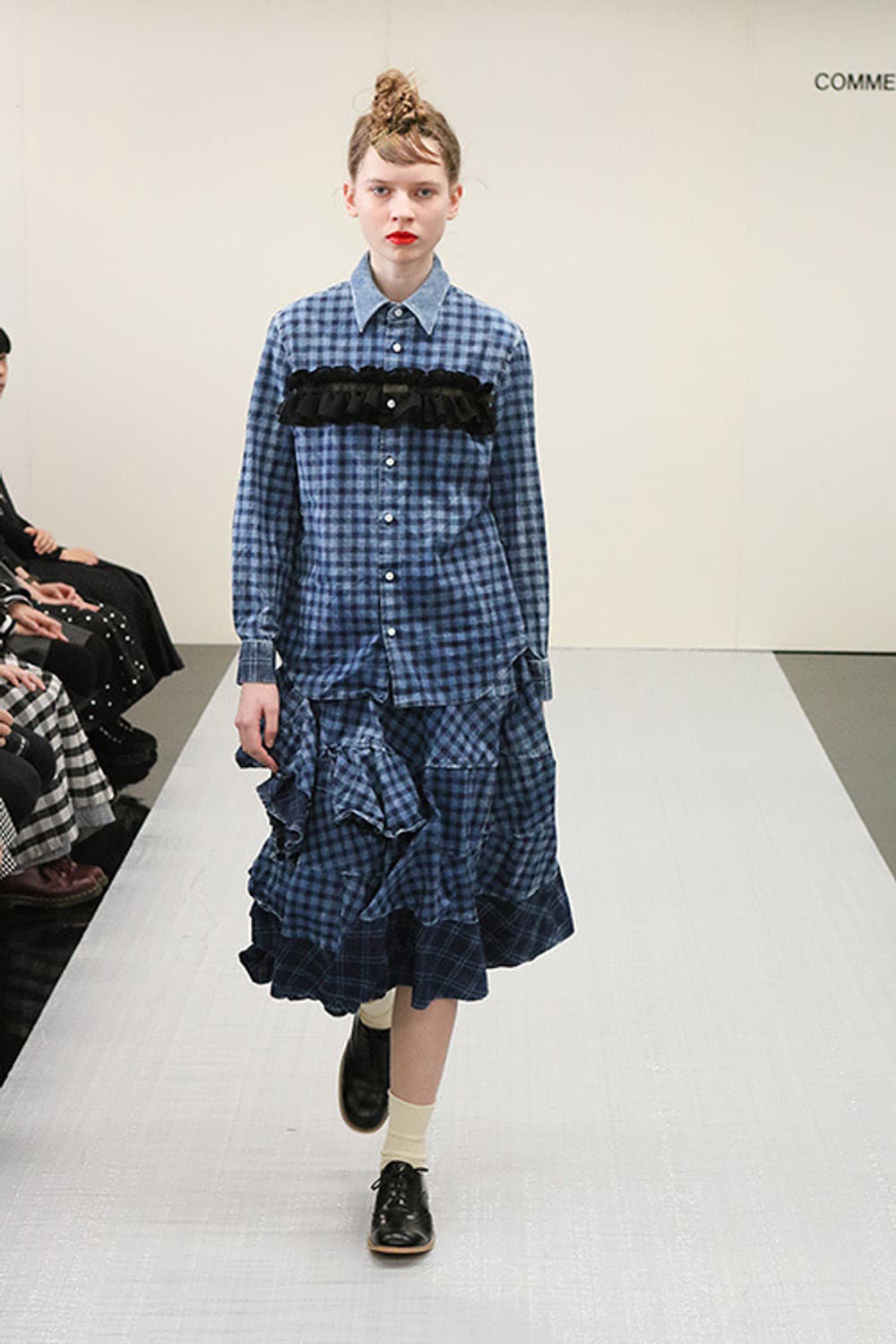 Washed Denim Frill Blouse 상품이미지1