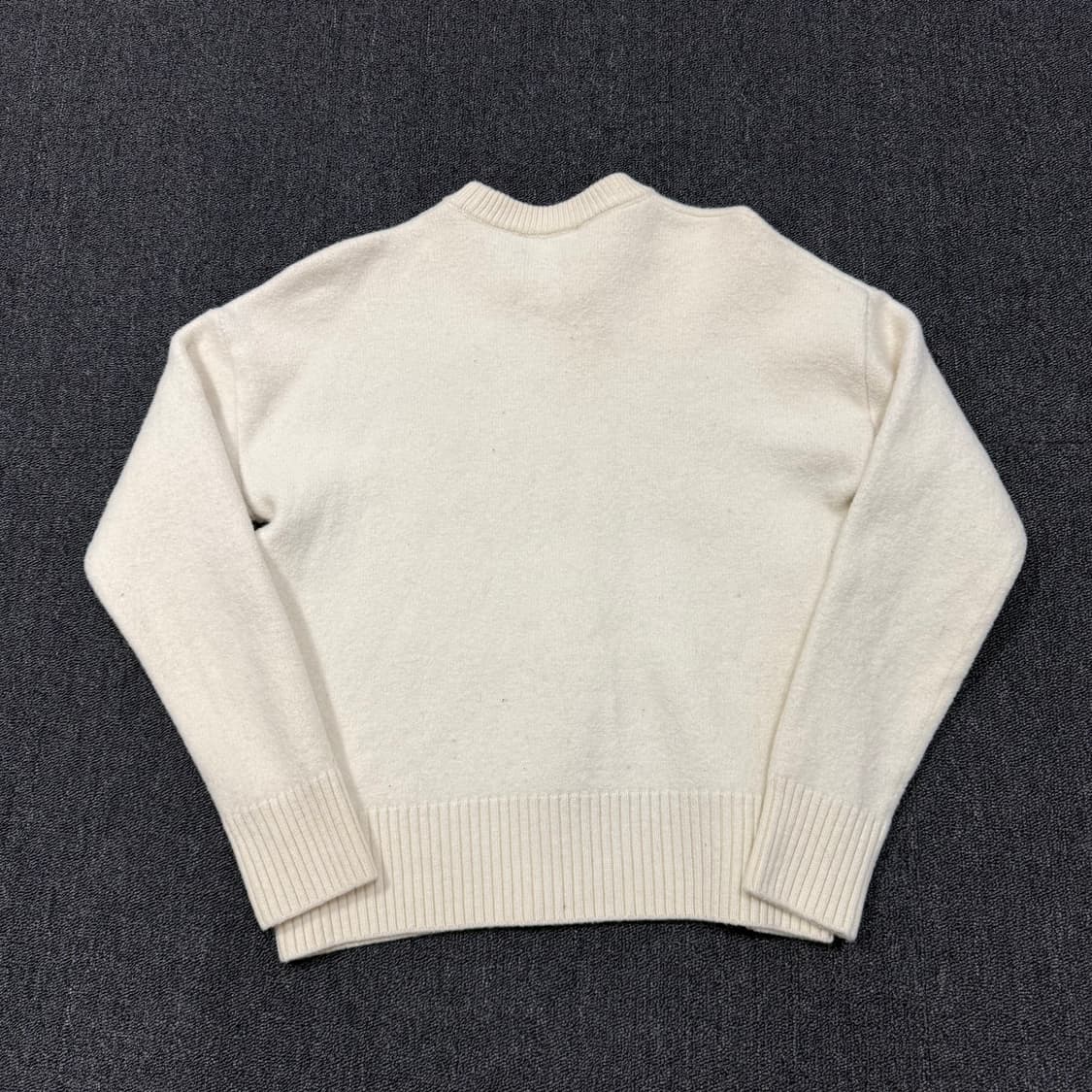 아미 빅 하트로고 모 니트 상품이미지4