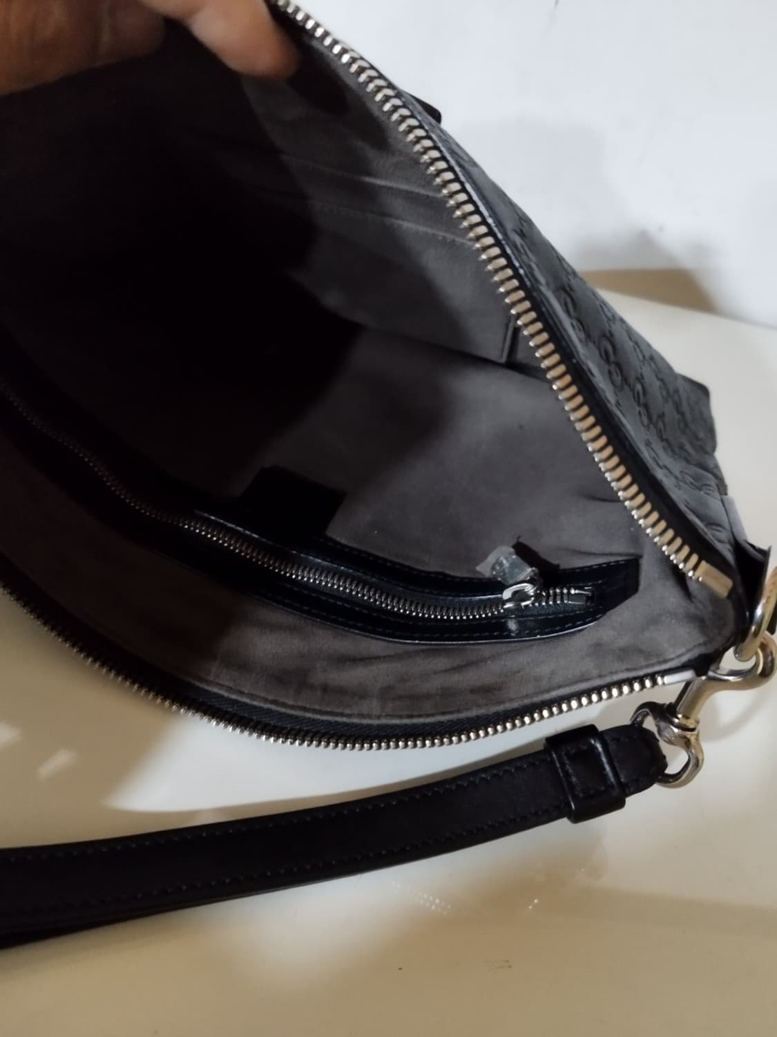 구찌 시그니처 소프트 클러치백 상품이미지8