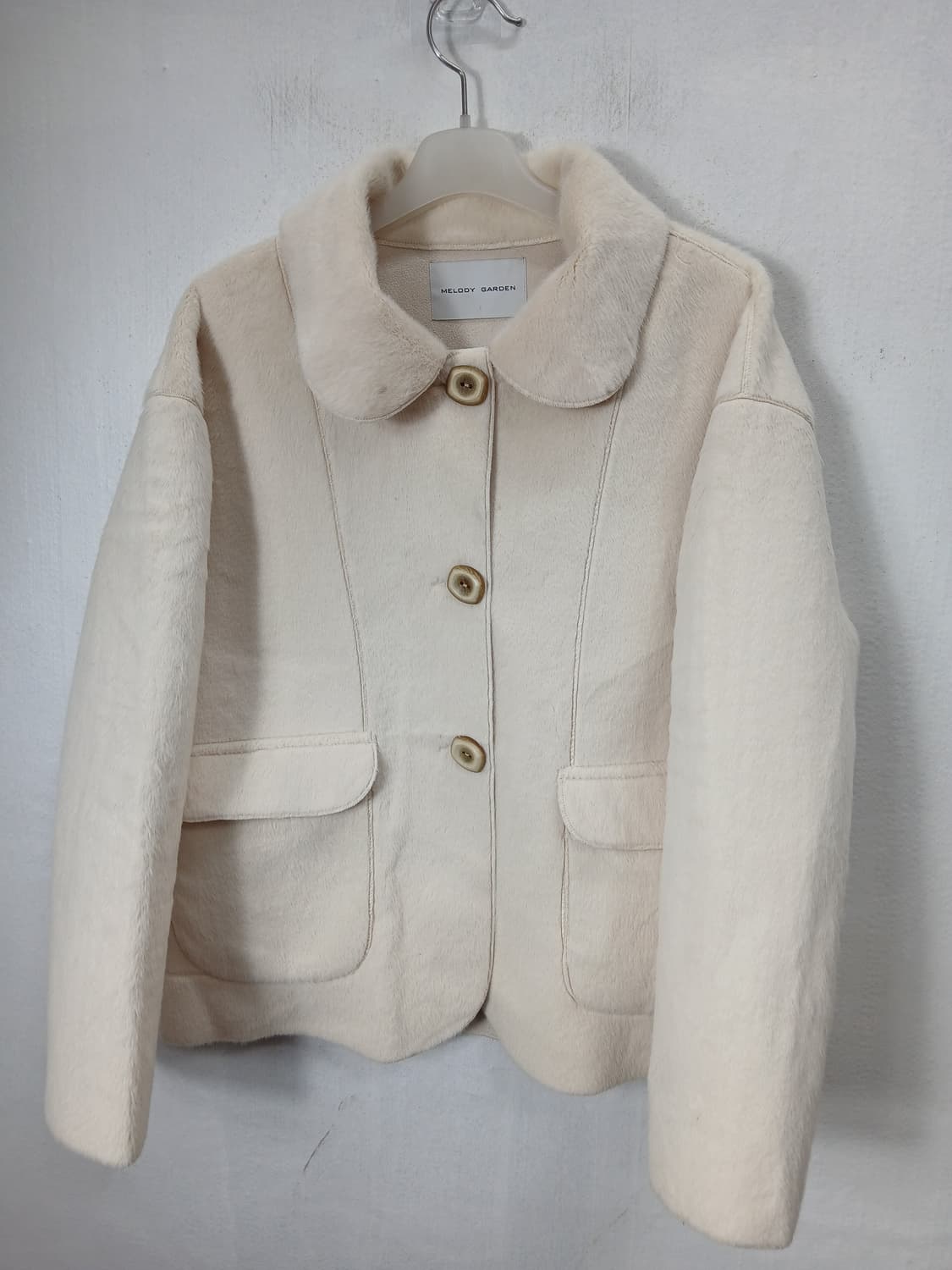 멜로디가든 러블리 아이보리 퍼 숏자켓  90-95 M새제품급 상품이미지4