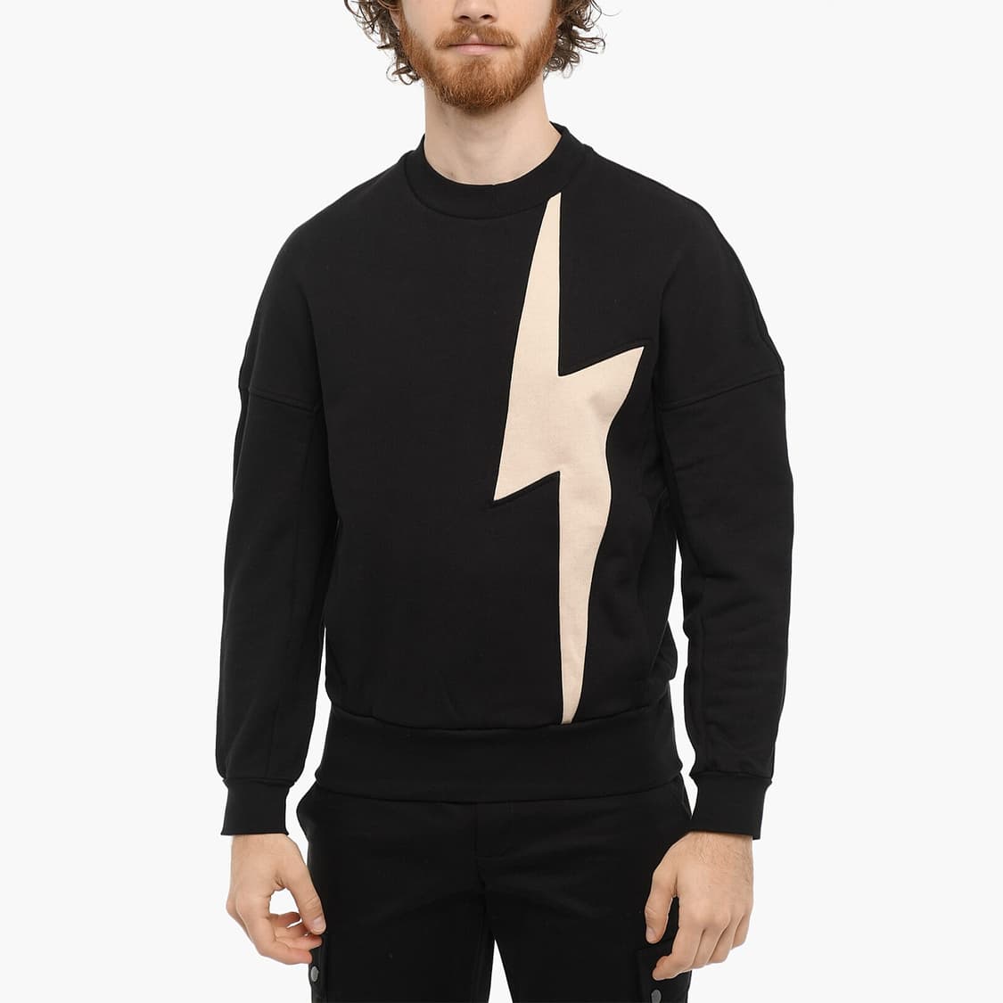 닐바렛 시그니처 썬더 맨투맨 상품이미지1