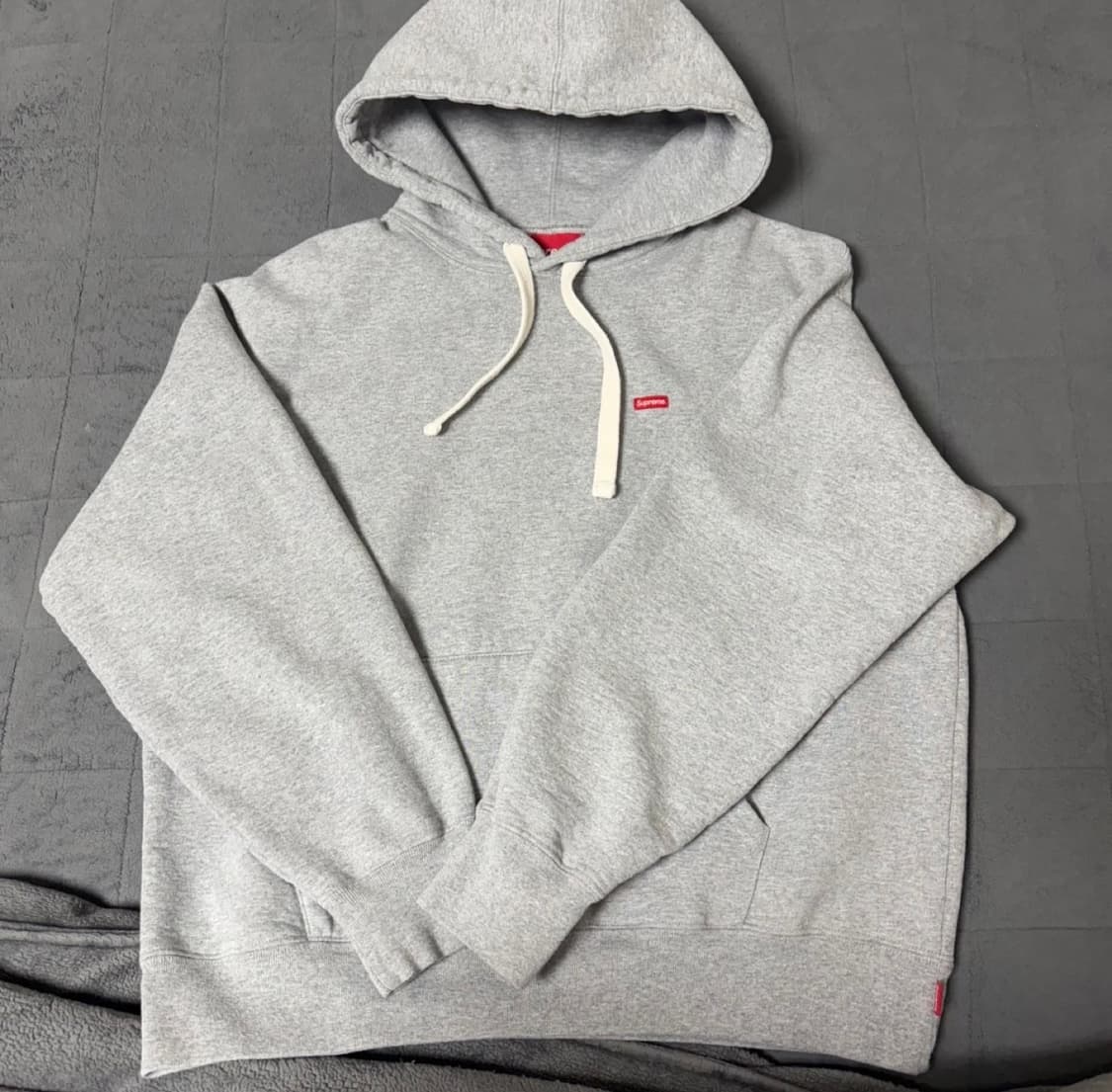 [S] 슈프림 23FW 스몰 박스 드로우코드 후드티 그레이  상품이미지2