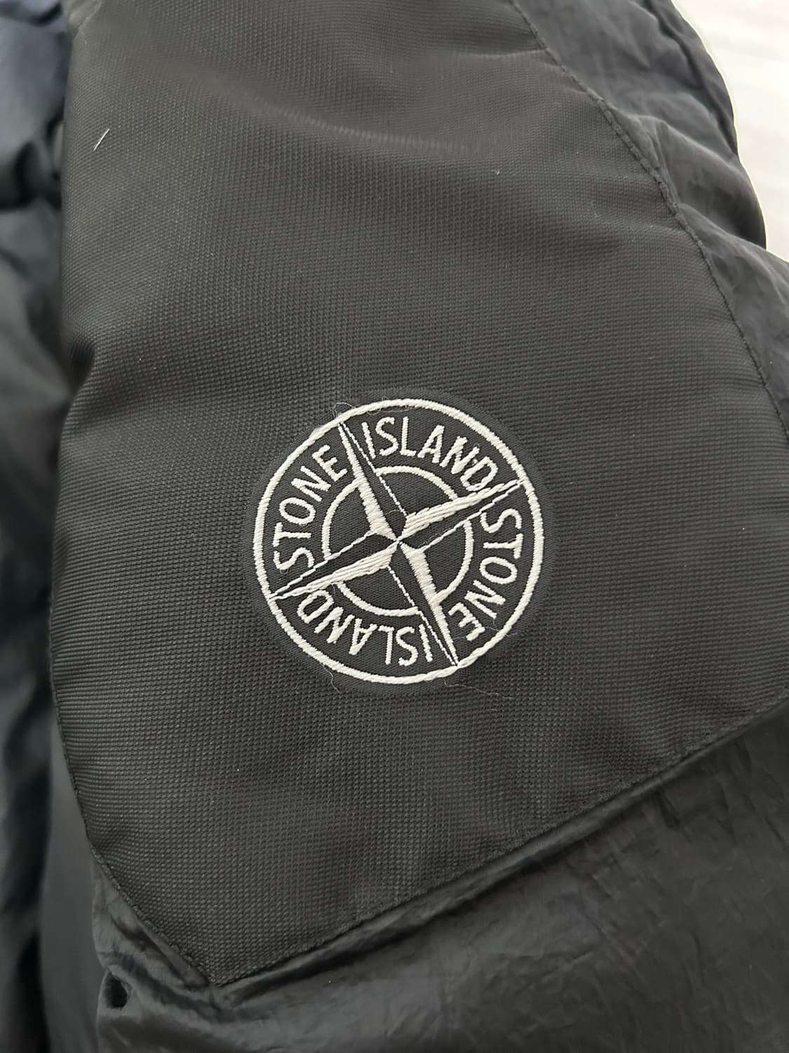 스톤아일랜드 크링클랩스 패딩 블랙 18 상품이미지5