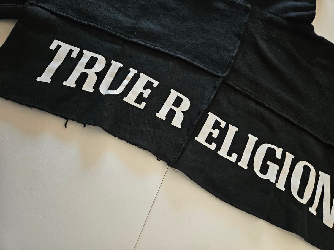 [새제품] 트루 릴리젼 크롭 후드티 상품이미지7