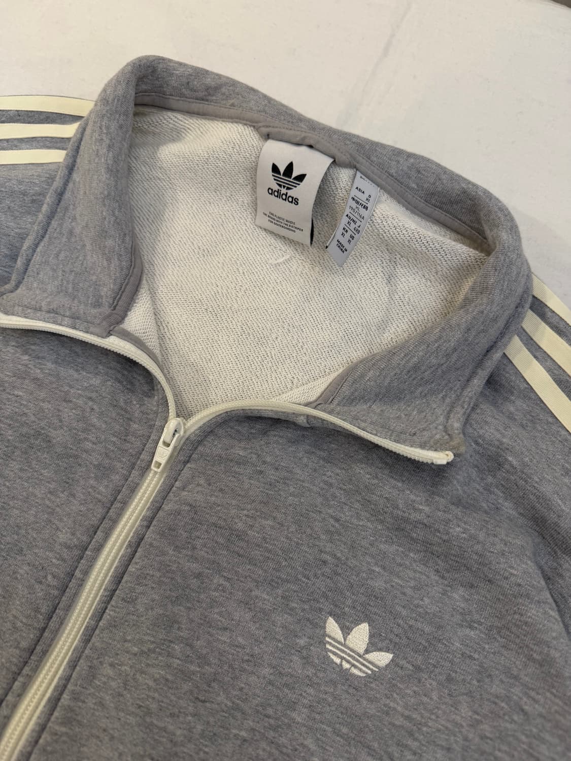 아디다스 스케이트보딩 파이어버드 부클 트랙탑 져지 그레이 상품이미지2