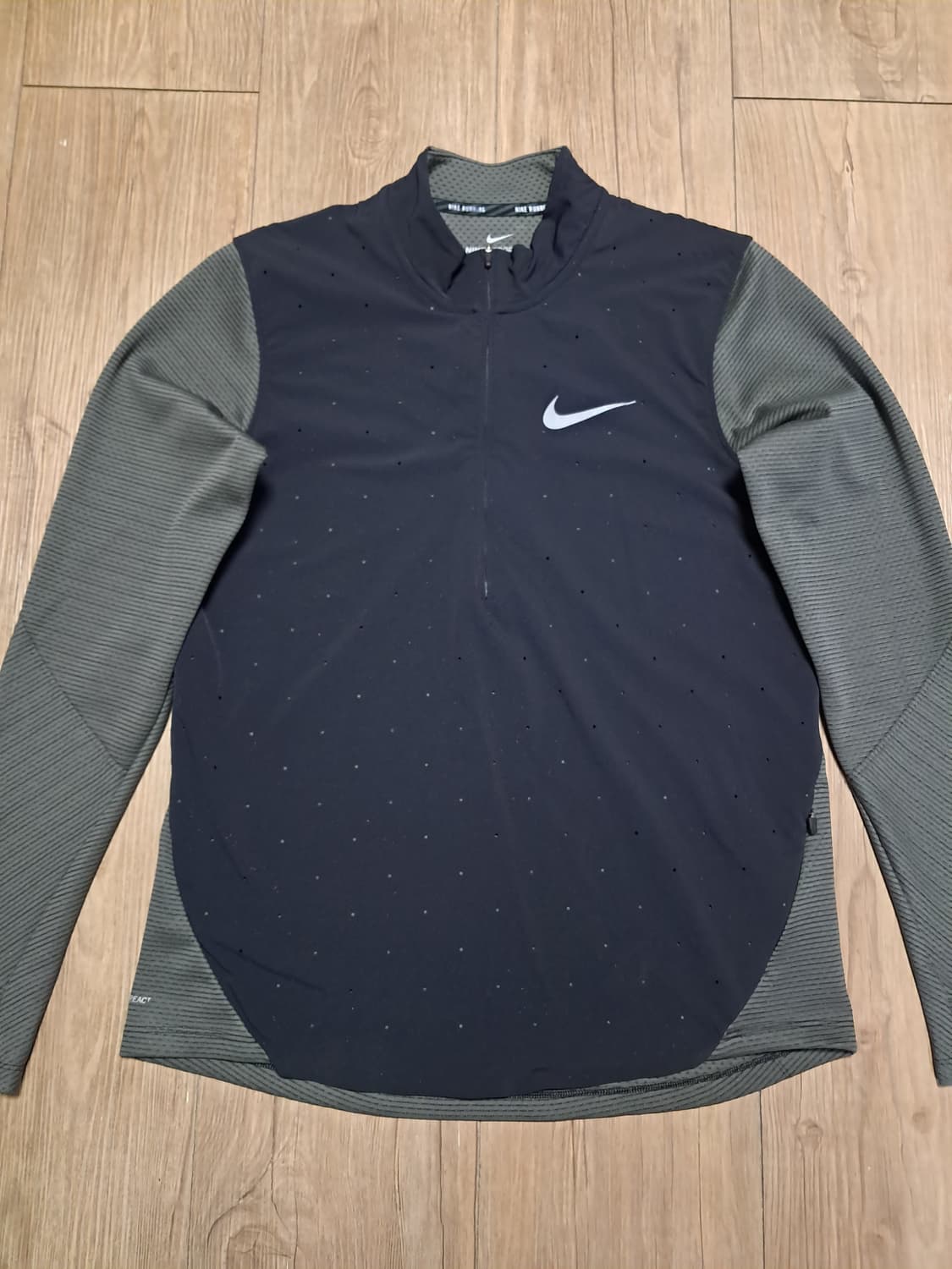 나이키 런닝 긴팔티 L 상품이미지2