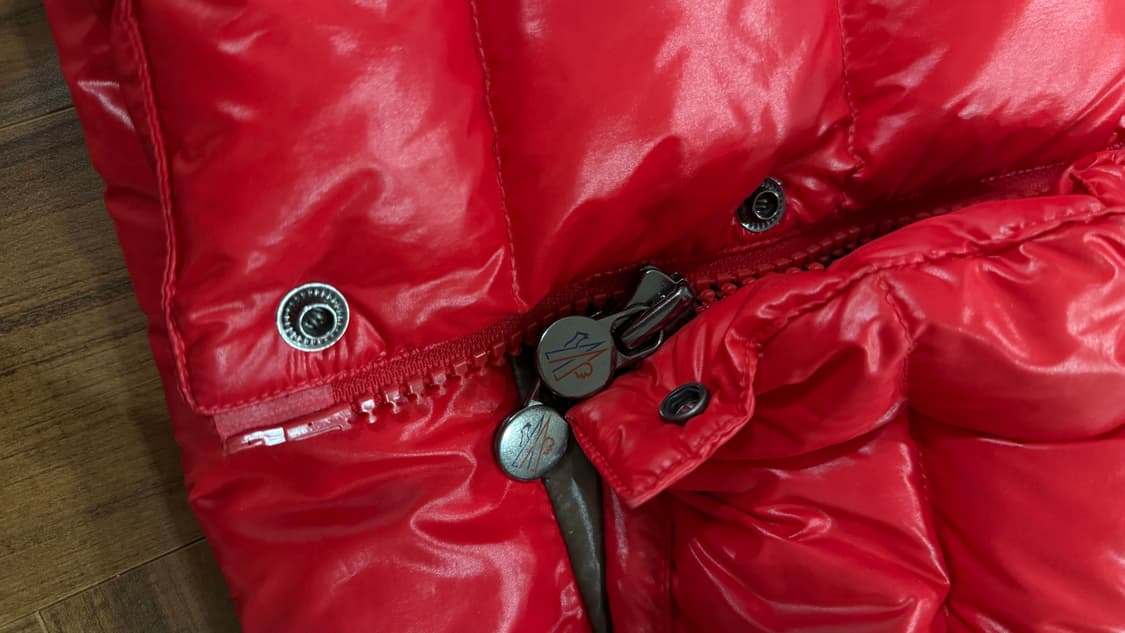 몽클레어 패딩 베스트 조끼 레드 상품이미지3