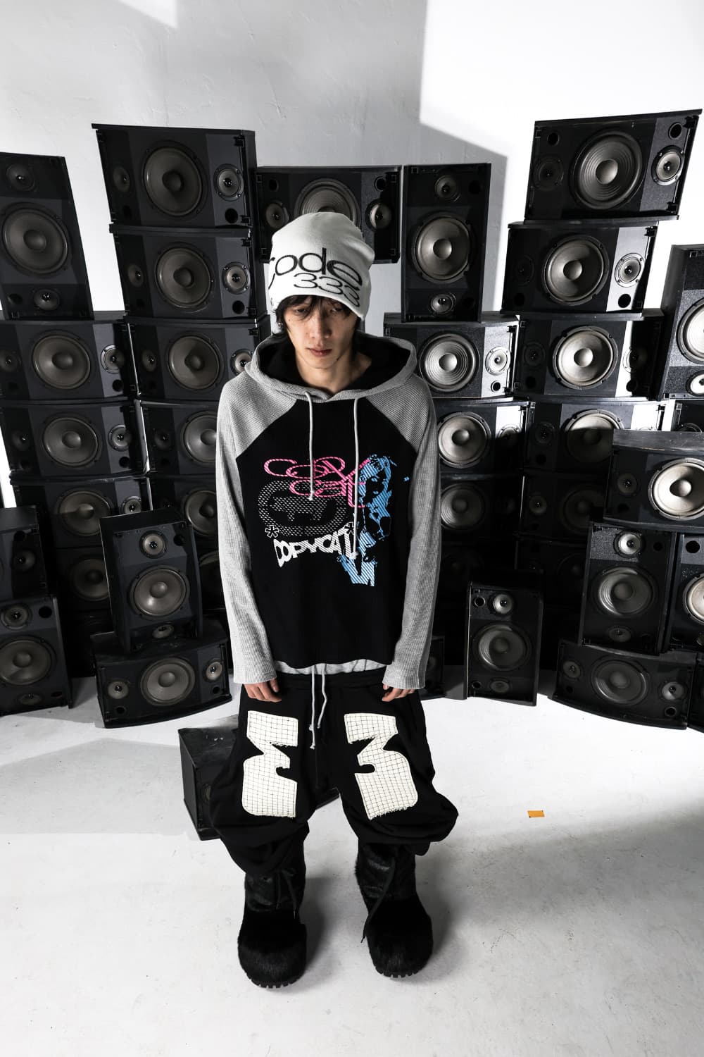 (Cortis 착용) Patch Panel Wide Sweatpants 상품이미지3