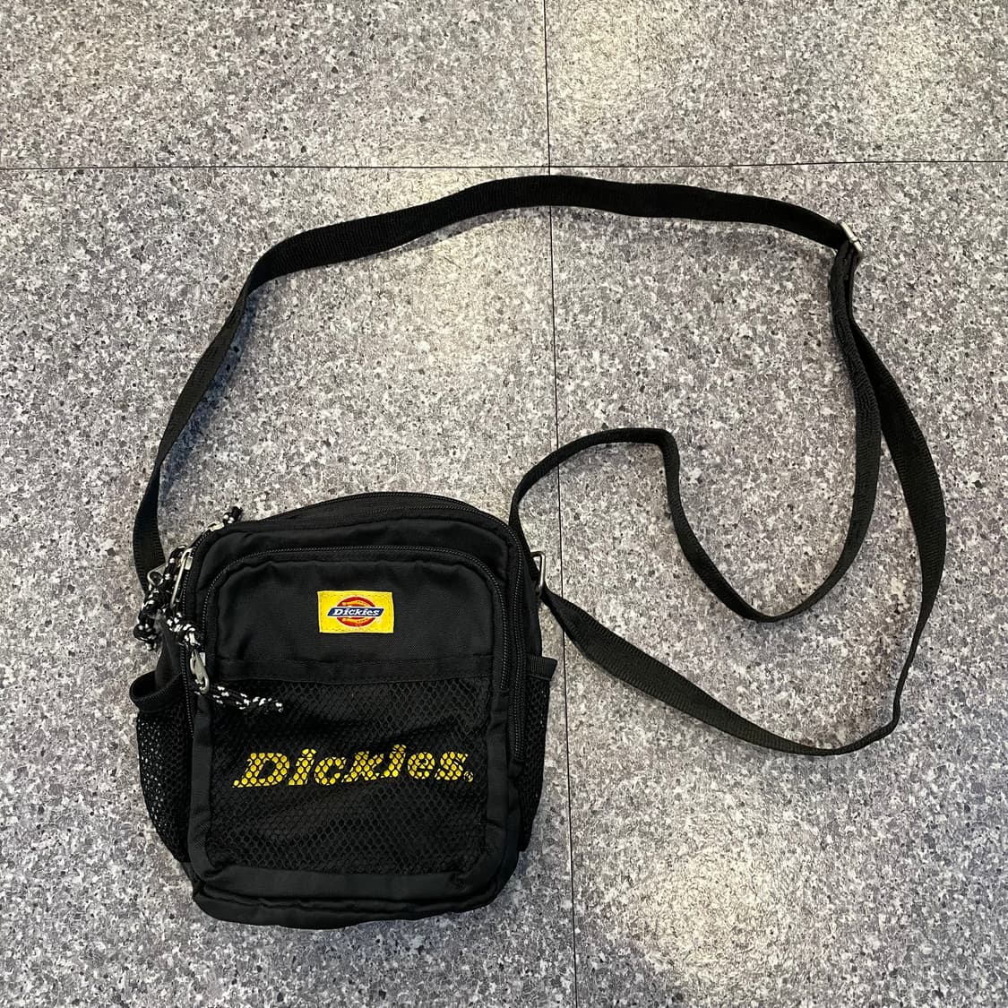 디키즈 크로스백 상품이미지2