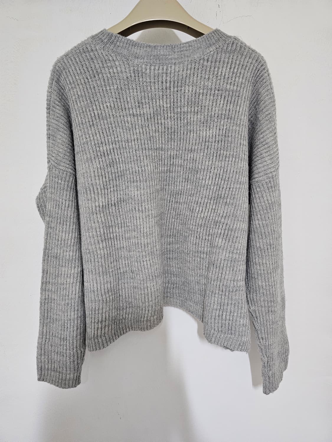 PureDKNY 알파카 37%혼방의오버핏 그레이 니트66 상품이미지2