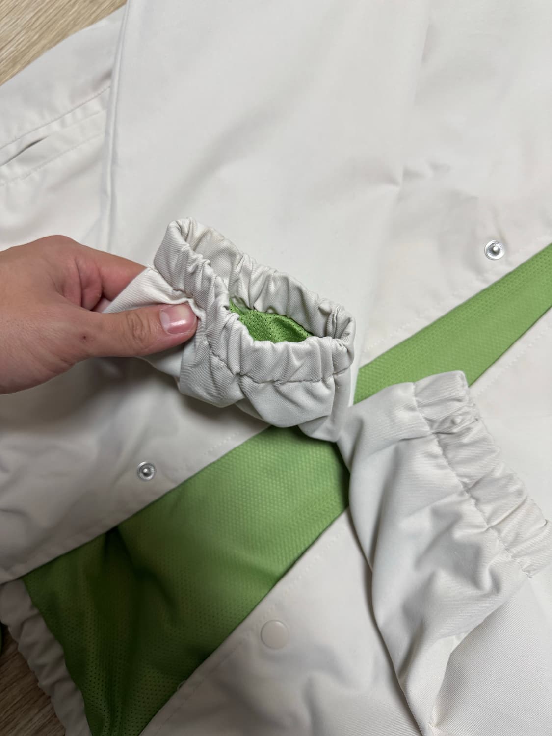 xl) PLEASURES 플레져스 코치 자켓 아이보리 상품이미지4