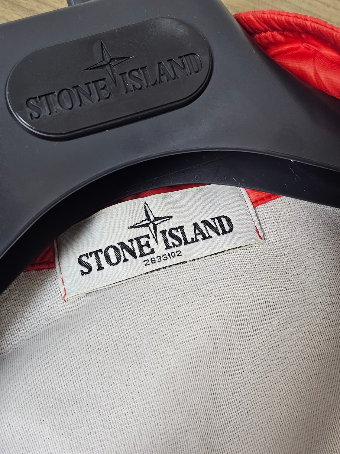 스톤아일랜드 MICRO RIP STOP 7 DEN / QUILTED 자켓 상품이미지9