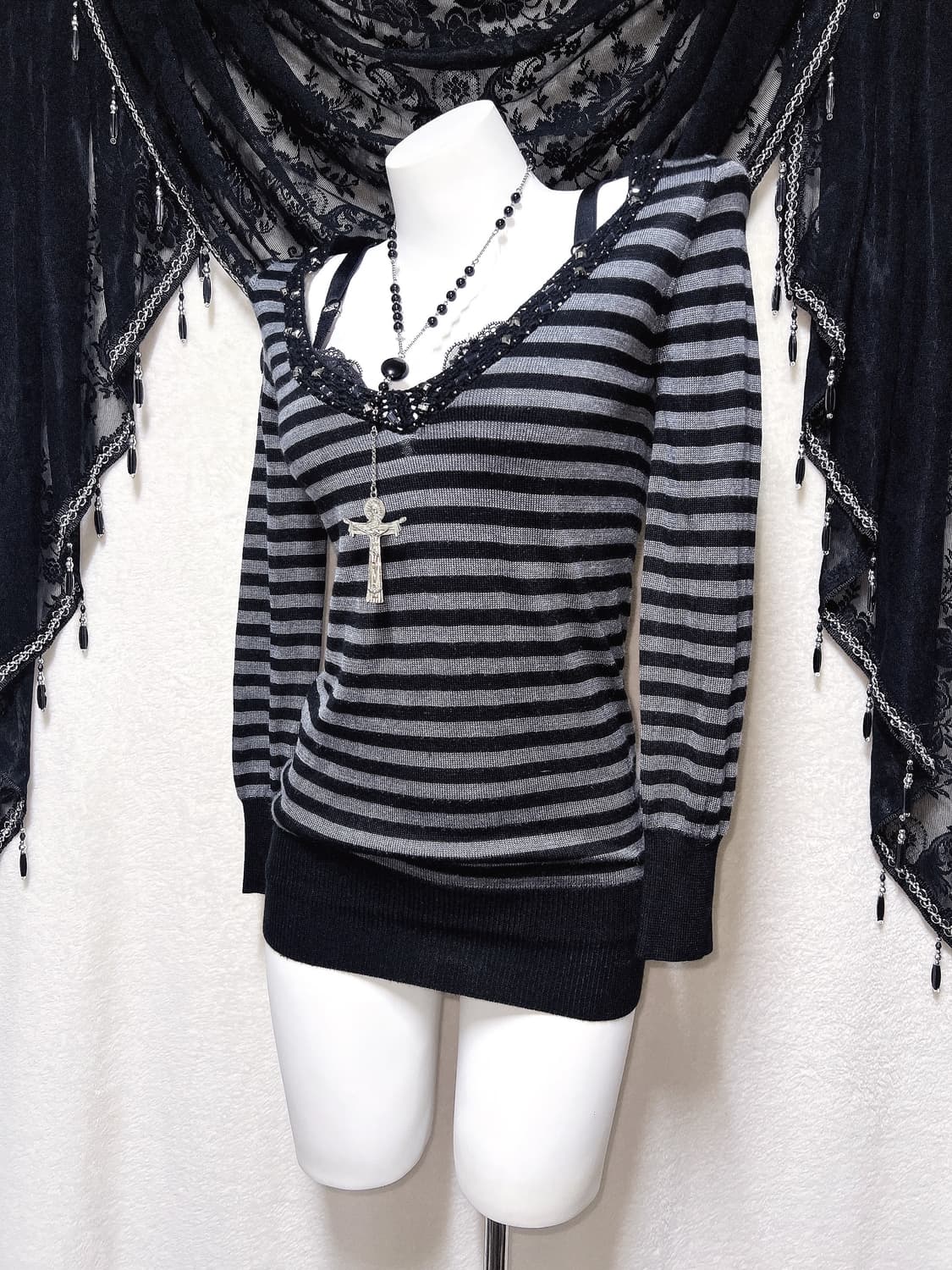 오네갸루 고스펑크 브이넥 스트라이프 비즈 니트 오프숄더 미니원피스 섹시 상품이미지4