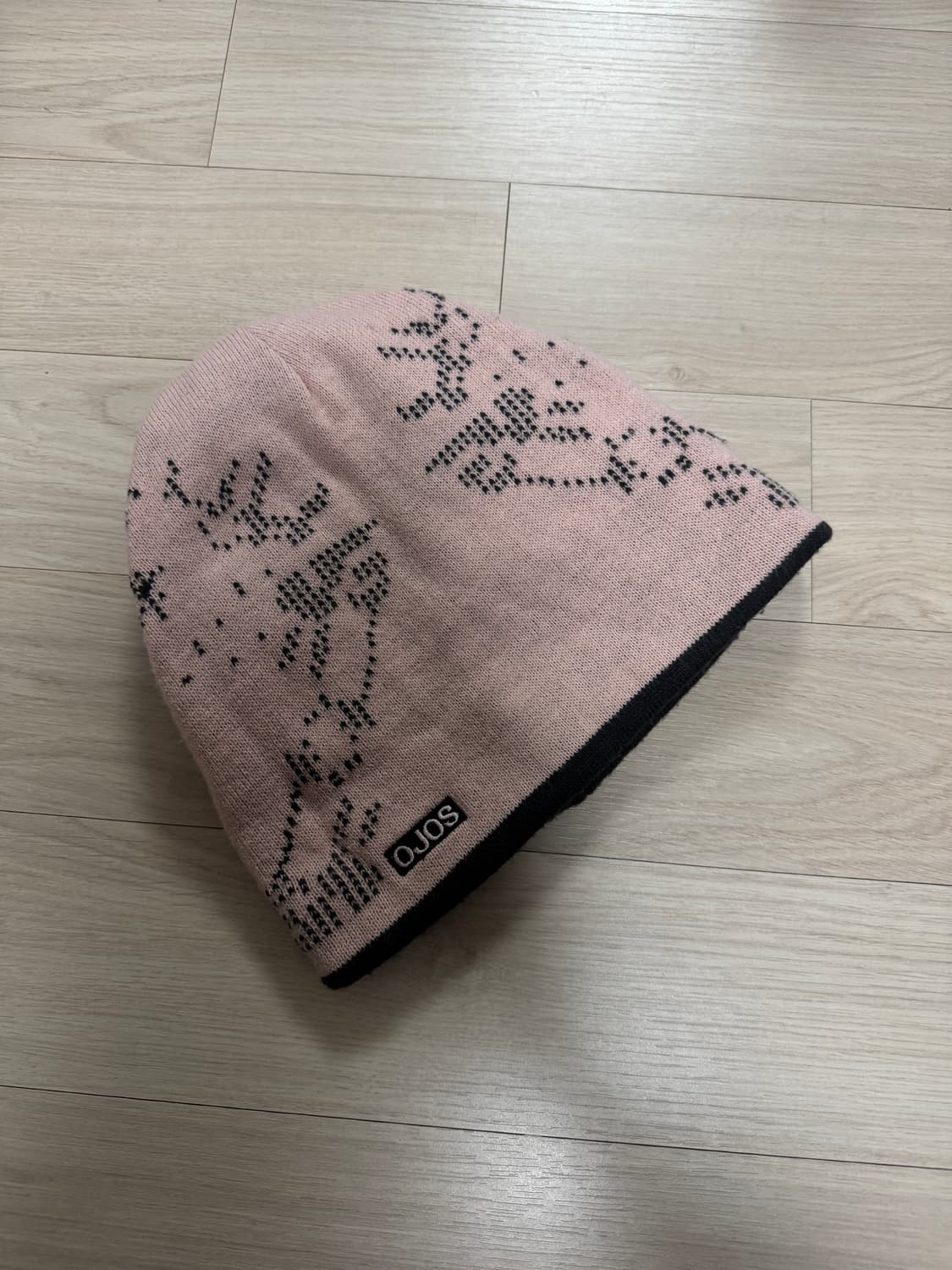 오호스 리버시블 비니 Scattered Graphic Reversible 상품이미지3