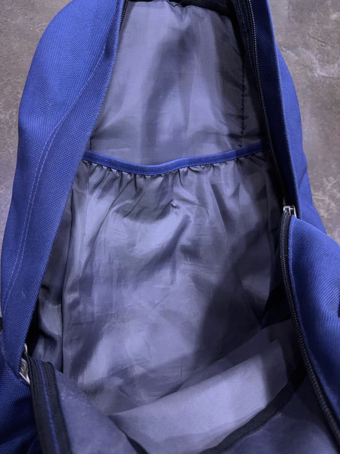 잔스포츠 라이트 스웨이드 배색 네이비 백팩 상품이미지8