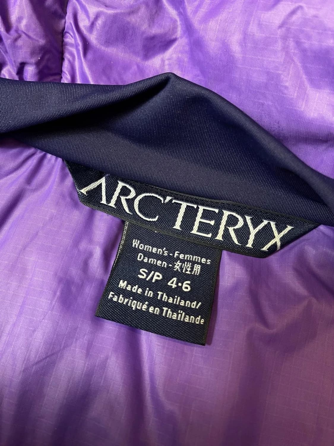 아크테릭스 우먼스 아톰 고프코어 푸퍼 자켓 PN8038 상품이미지7