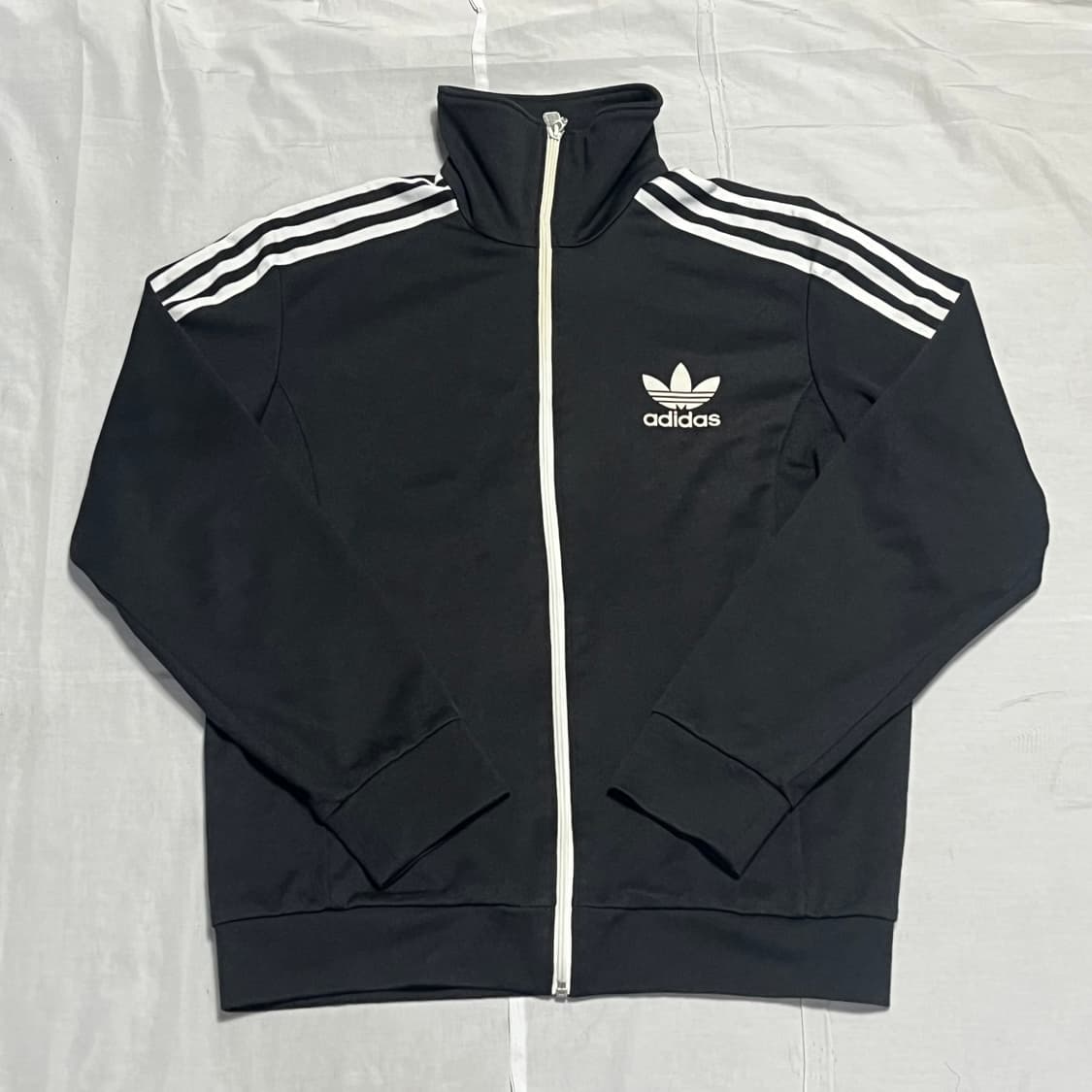 XL 아디다스 유로파 블랙 트랙탑 상품이미지2