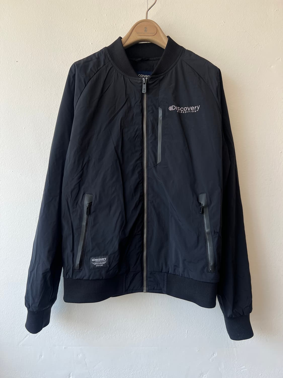 디스커버리 남성 블랙 블루종점퍼 신슐레이트점퍼 상품이미지2