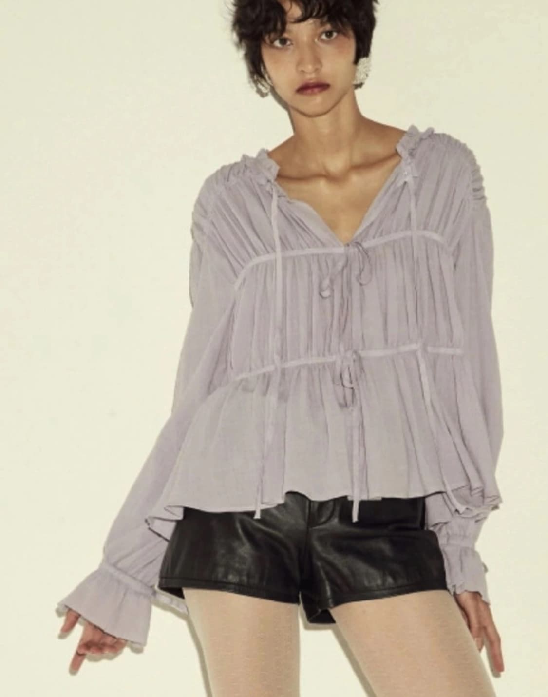 쟈니헤잇재즈 코튼 셔링 블라우스 상품이미지2