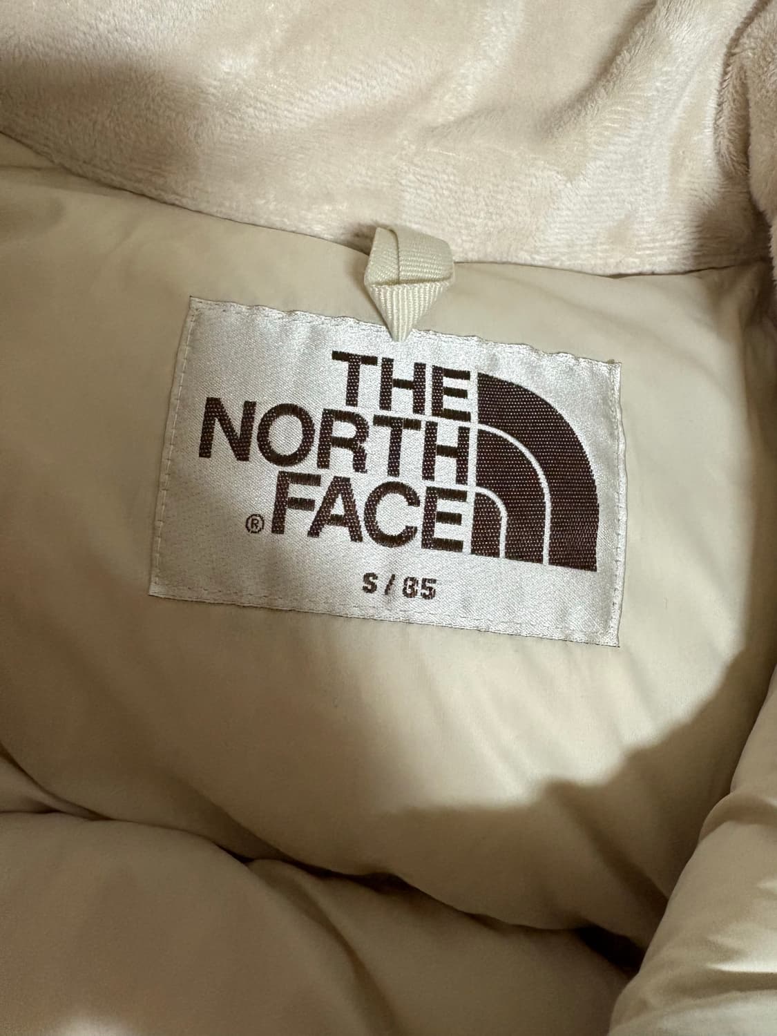 노스페이스 화이트라벨 노벨티 눕시 크림베이지 크롭 숏 패딩 s 85 상품이미지7