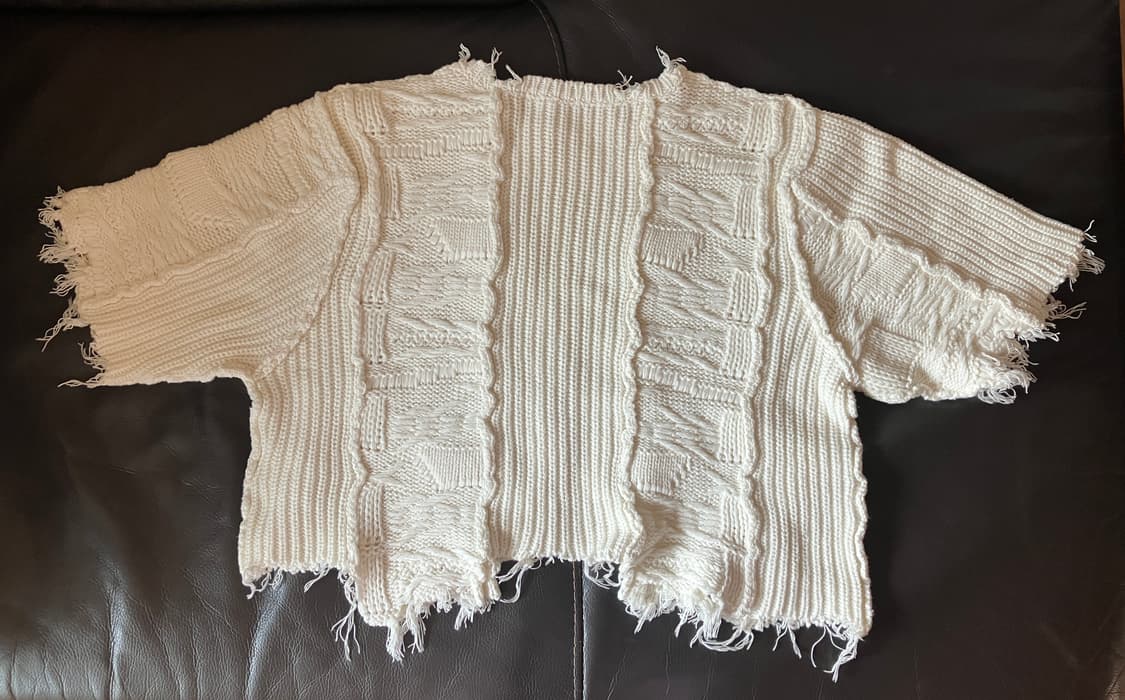 Perverze off white top 니트 탑 화이트 상품이미지3