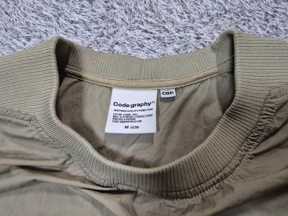 코드그라피 남성 나일론 웜업 맨투맨 M 상품이미지3