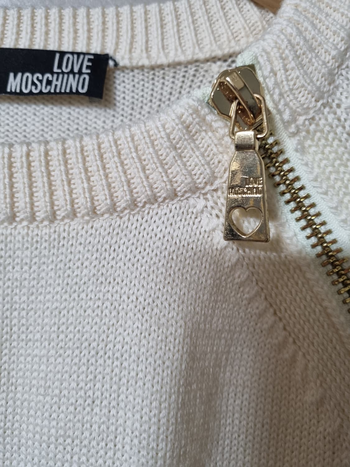 정품) 모스키노 울 스웨터  상품이미지5