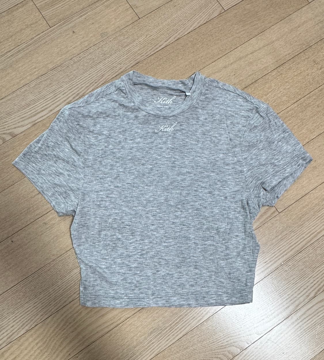 Kith 크롭 반팔 티 상품이미지1