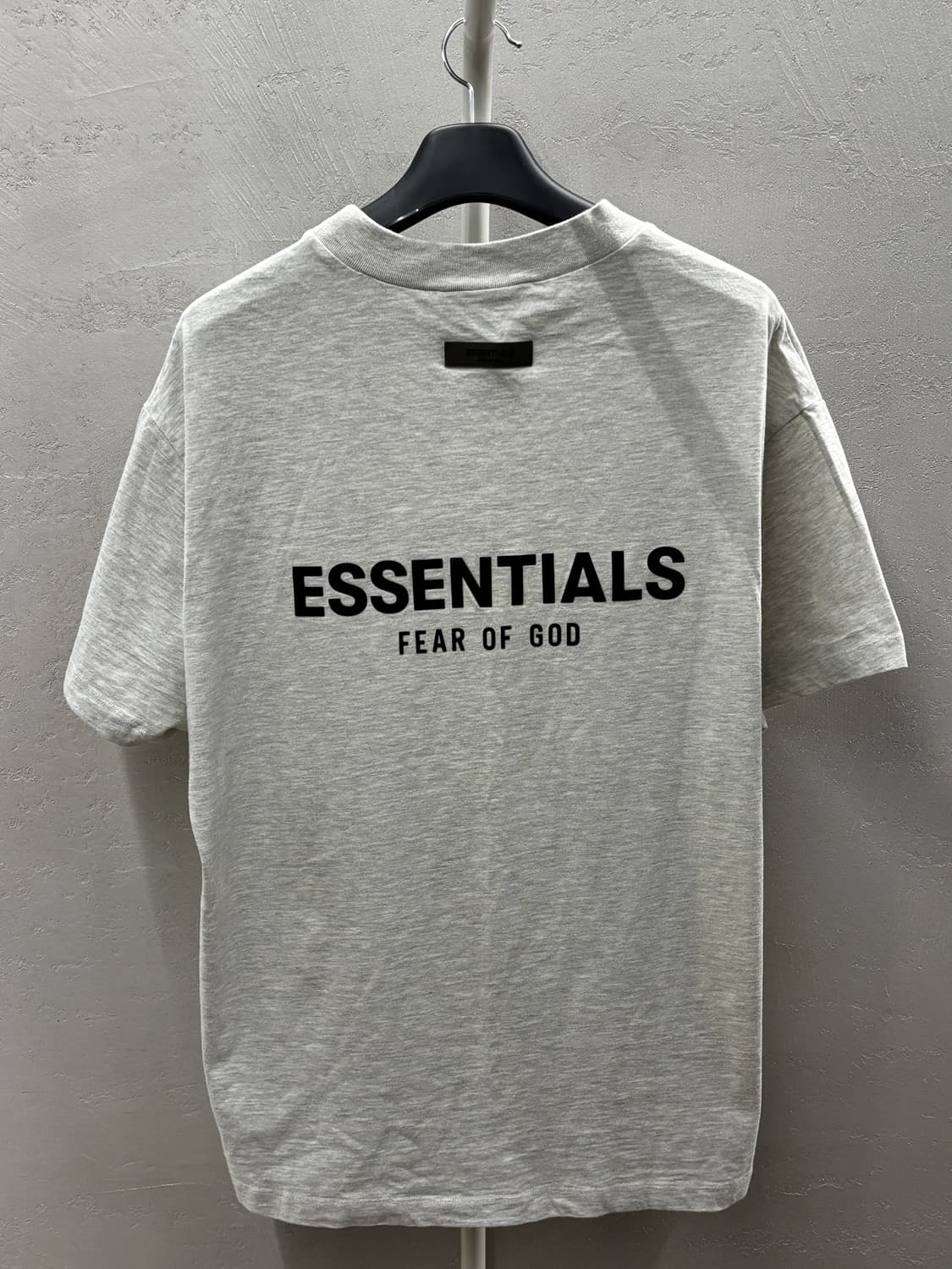 에센셜 Fear Of God 반팔티 그레이 L 상품이미지8