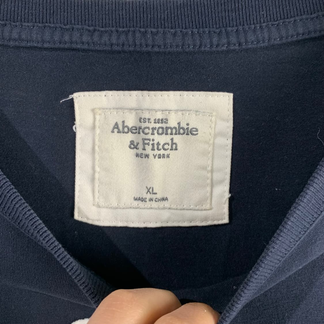 아베크롬비 y2k 와투케 네이비 롱슬리브 긴팔티 상품이미지5