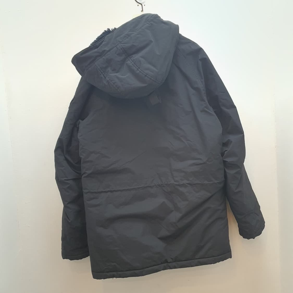 칼하트 패딩 판매해요 상품이미지5